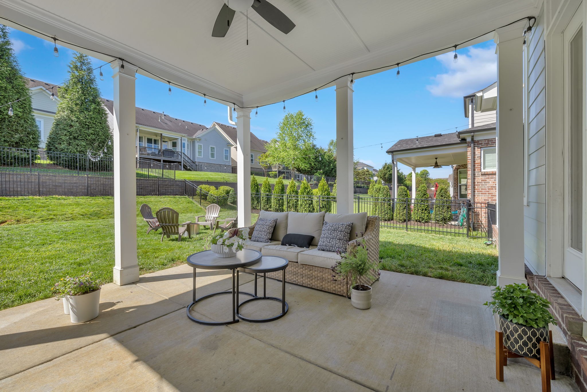 451 Avon River Rd