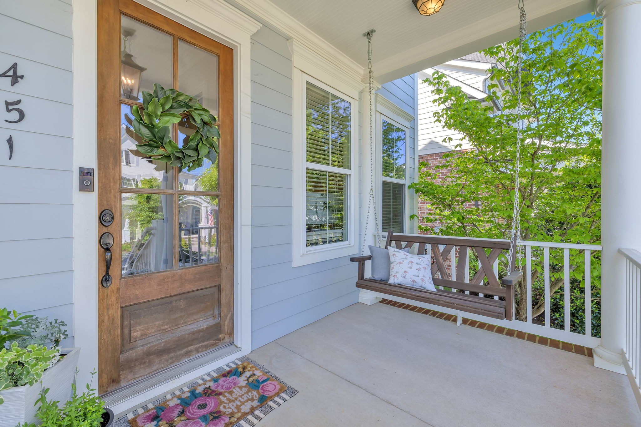 451 Avon River Rd
