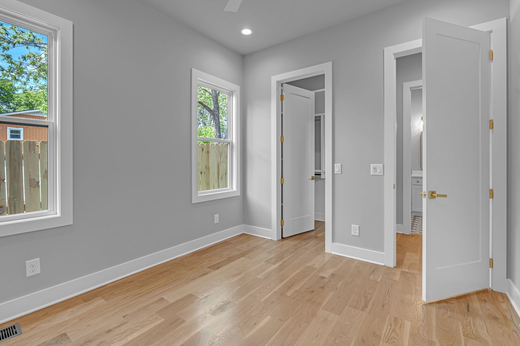 392B Annex Avenue