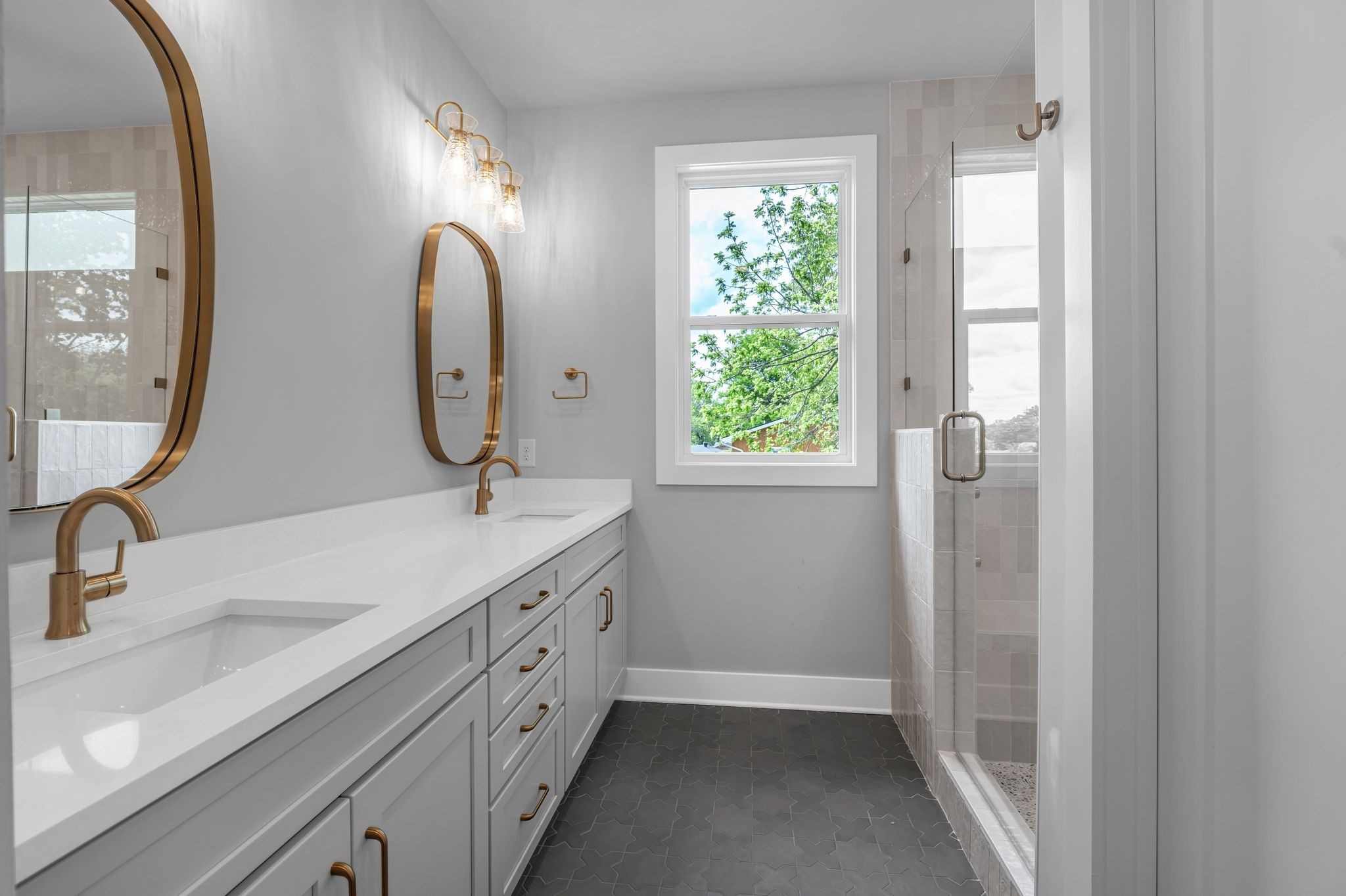 392B Annex Avenue