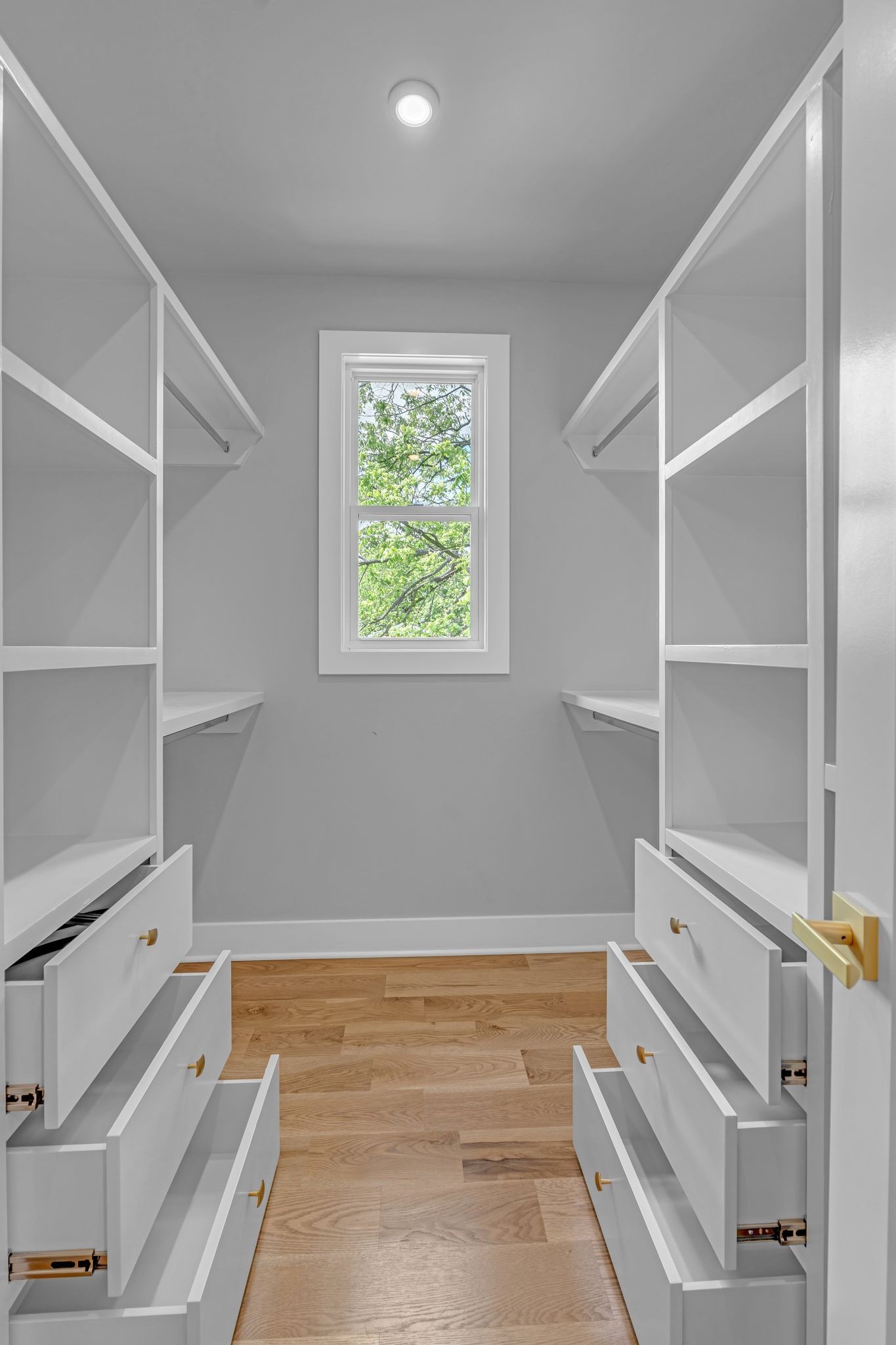 392B Annex Avenue