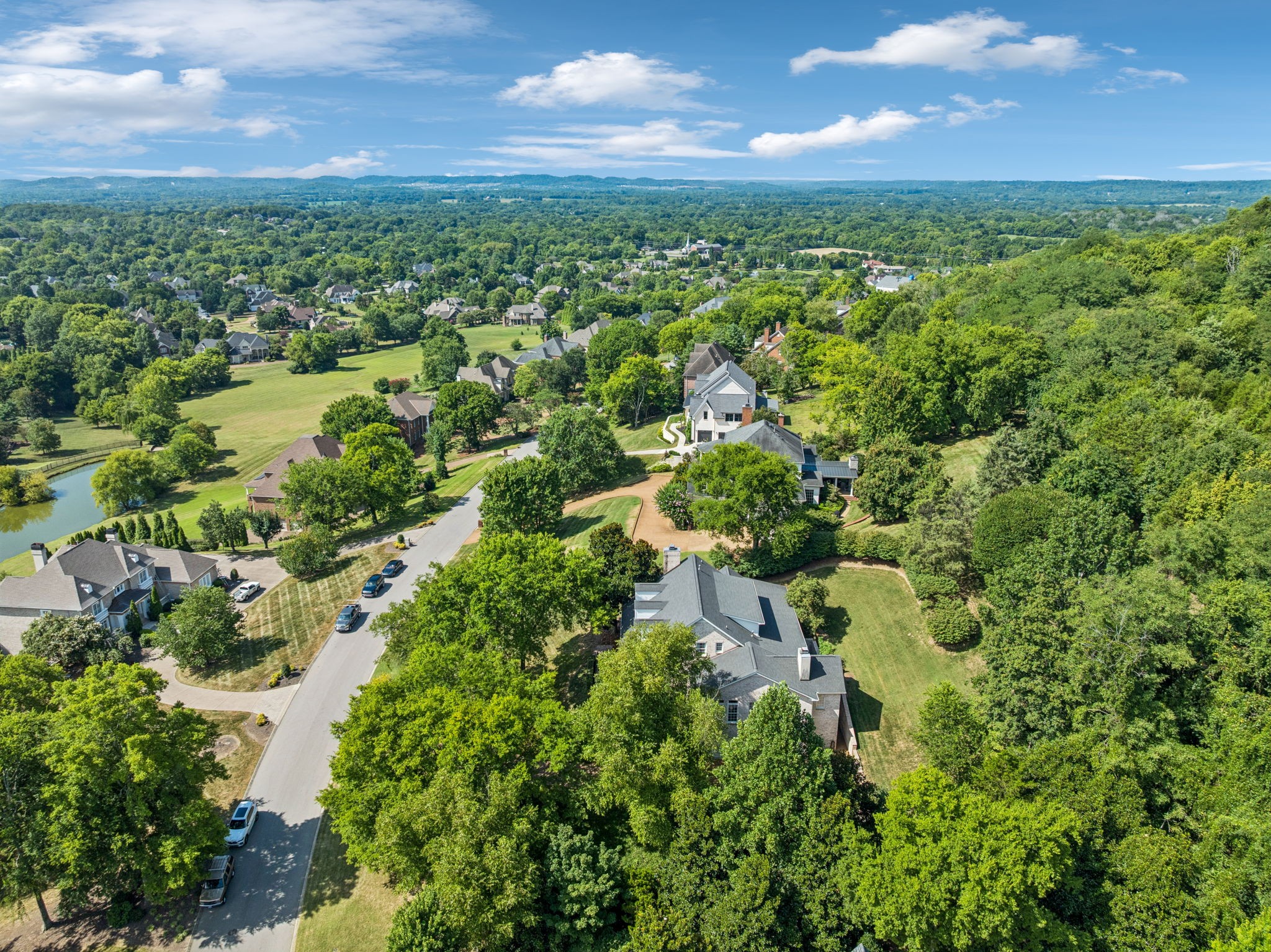 728 Legends Crest Dr