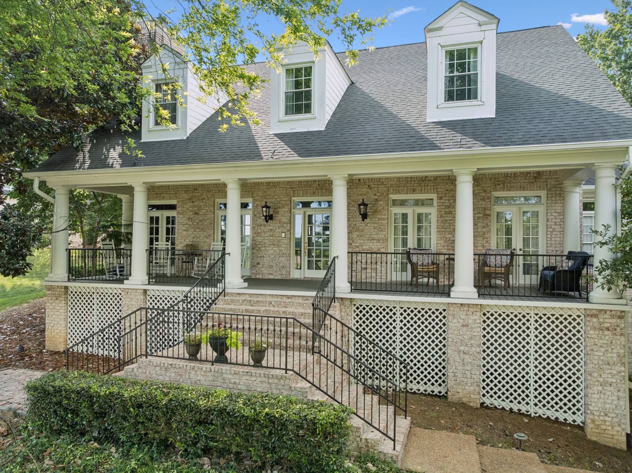 728 Legends Crest Dr