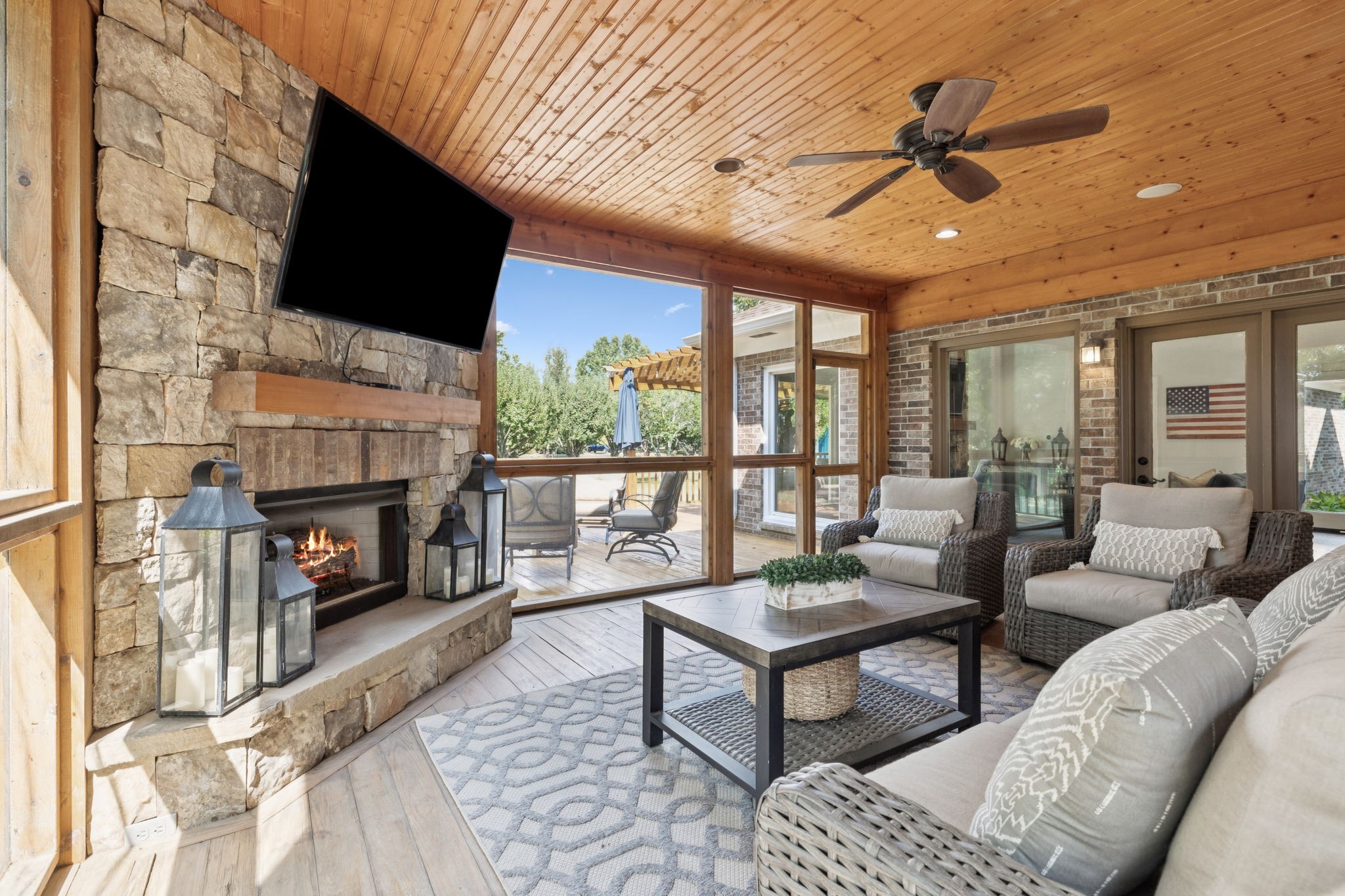 416 Winchester Dr