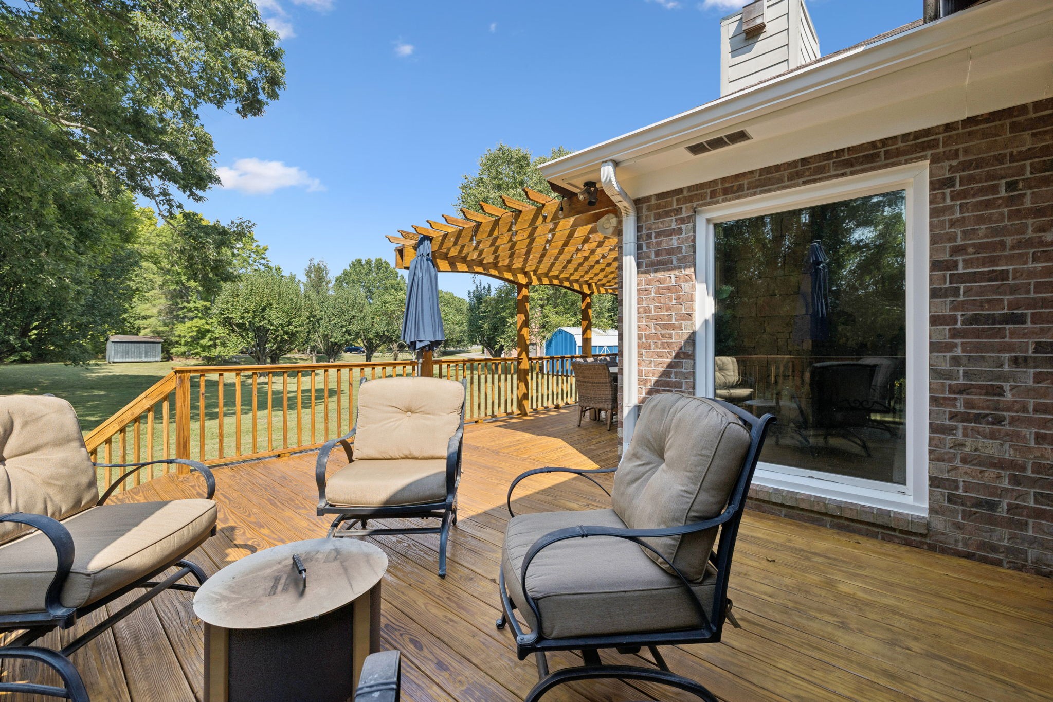 416 Winchester Dr