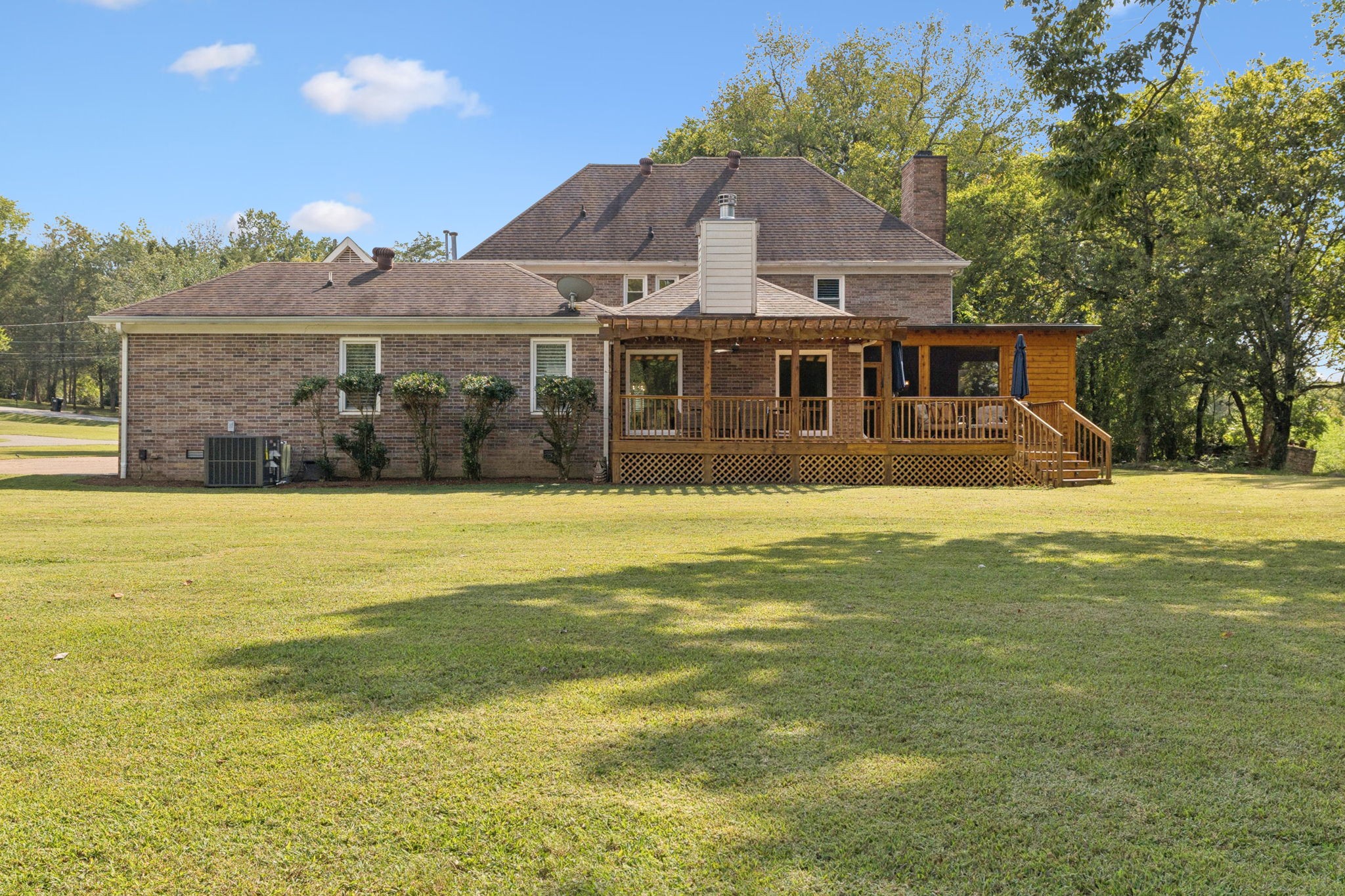 416 Winchester Dr