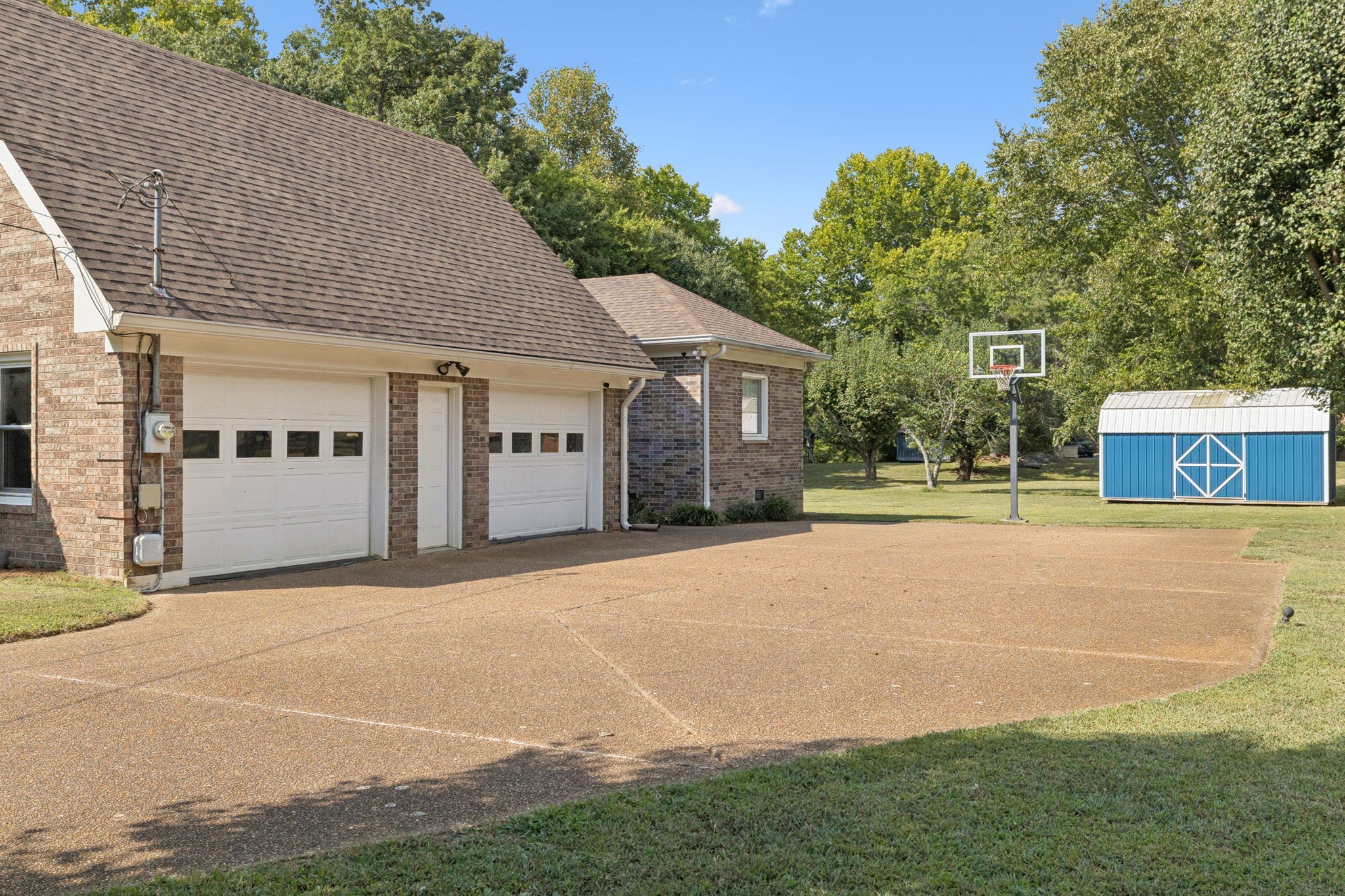 416 Winchester Dr
