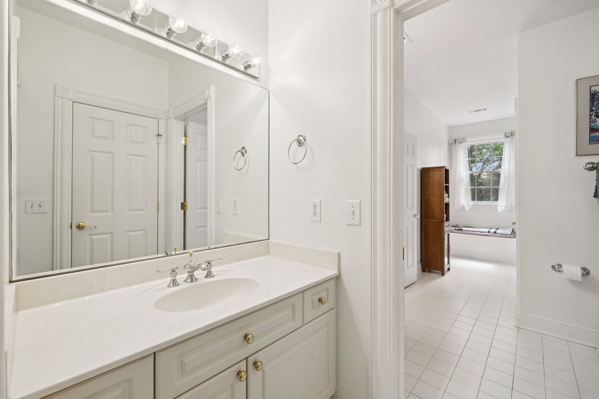 728 Legends Crest Dr