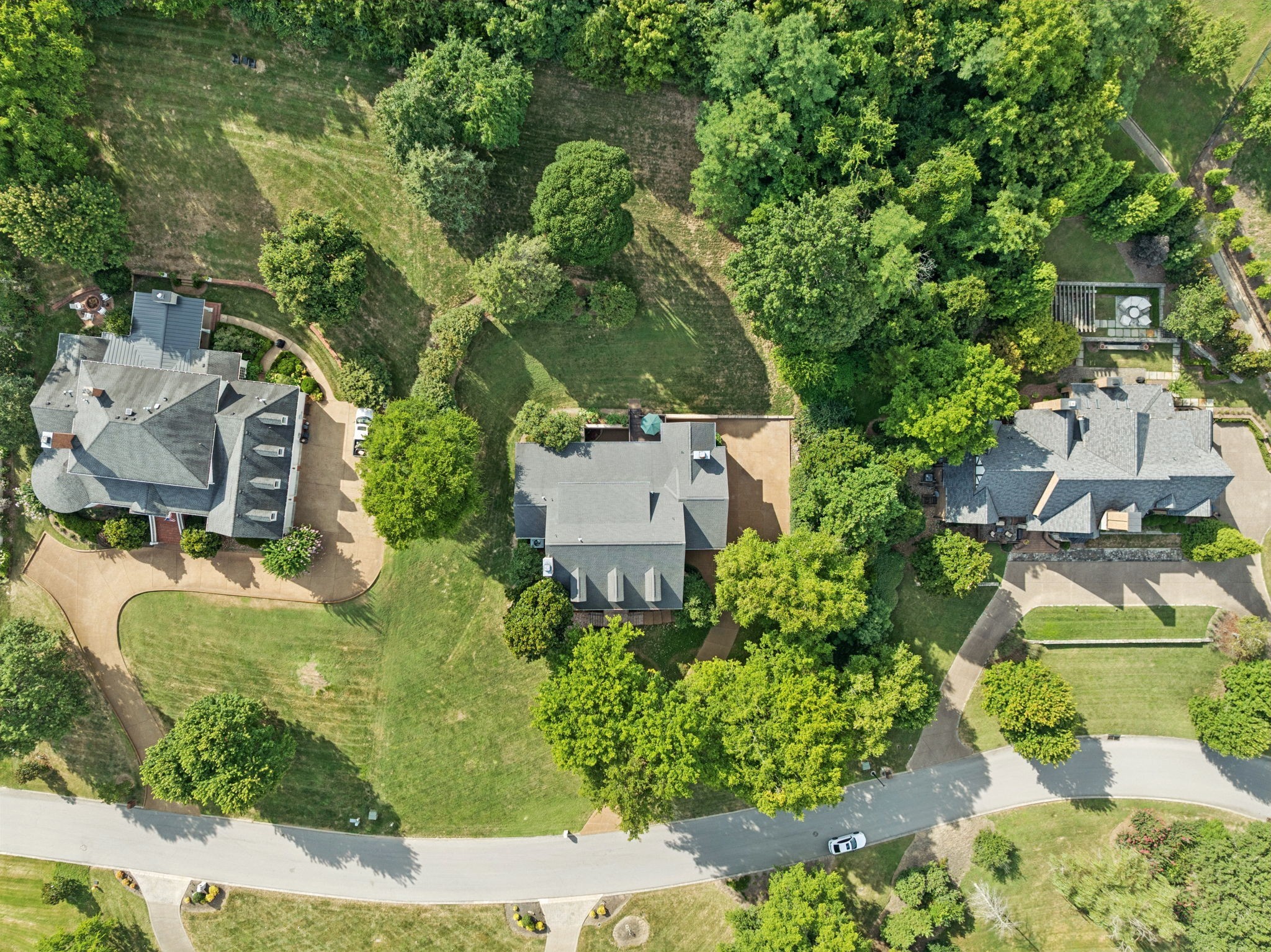 728 Legends Crest Dr