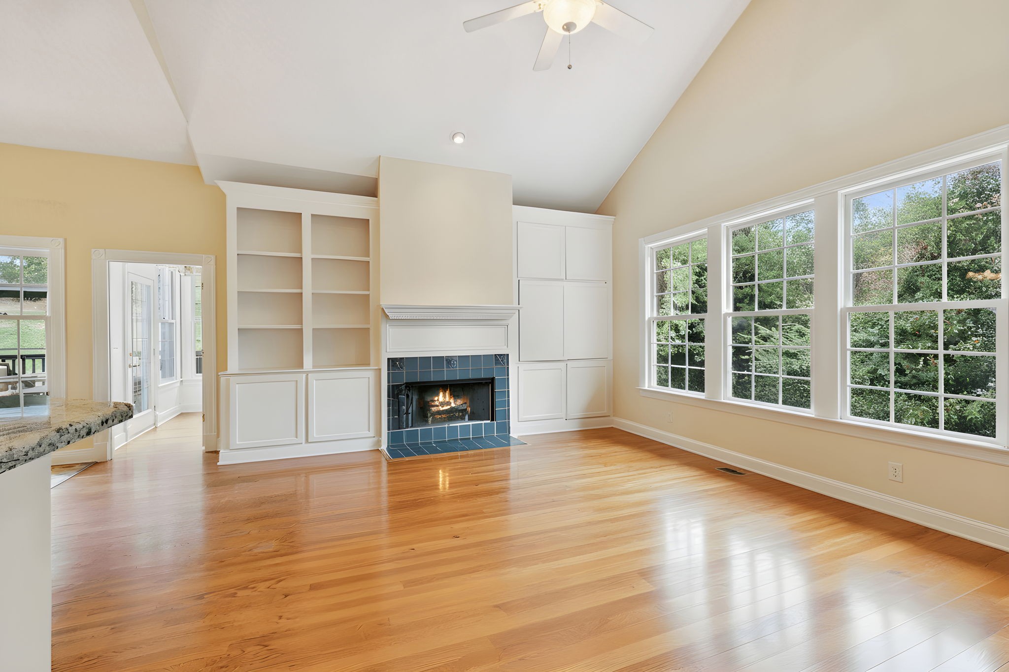 728 Legends Crest Dr