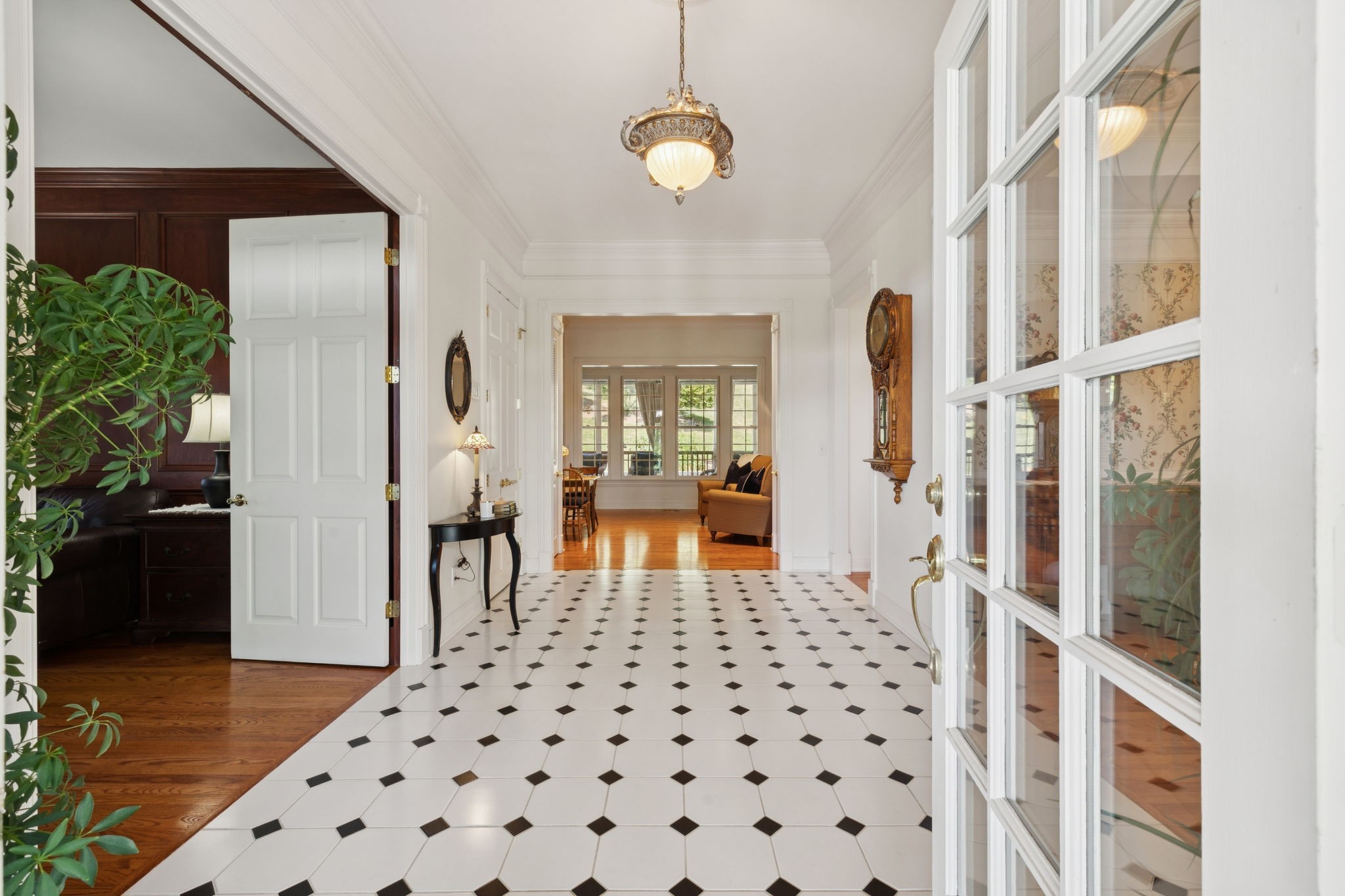 728 Legends Crest Dr