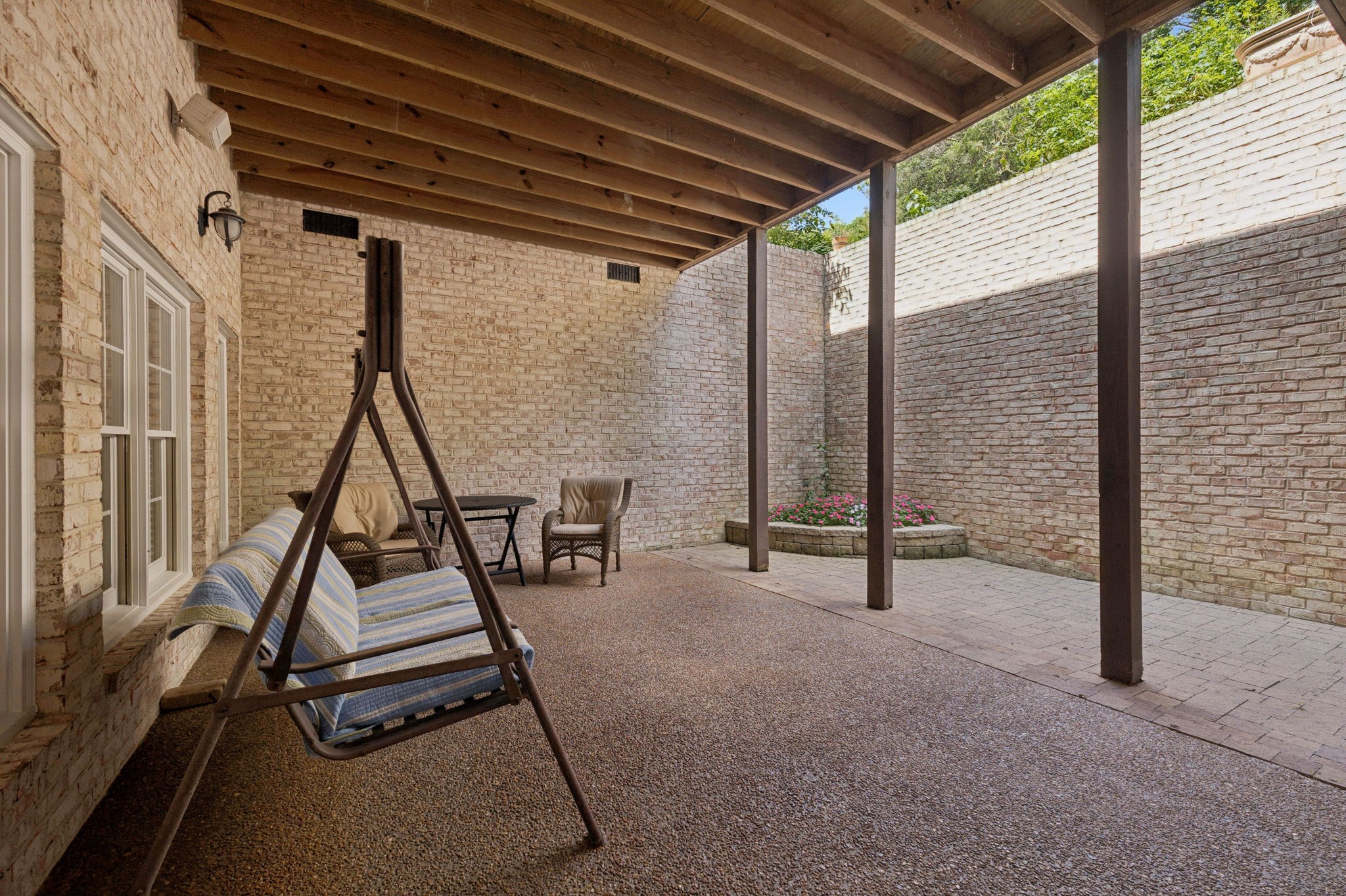 728 Legends Crest Dr