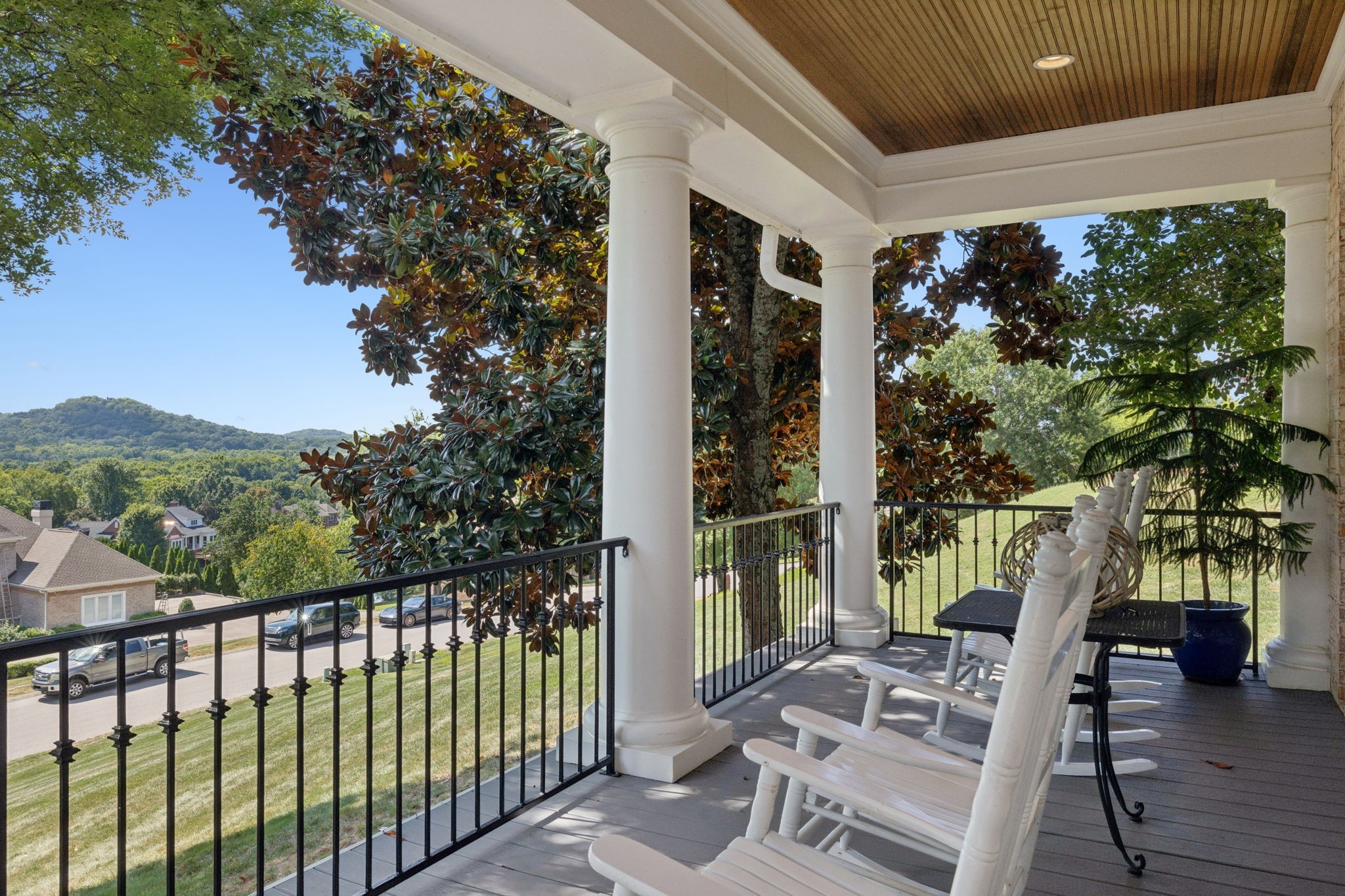 728 Legends Crest Dr