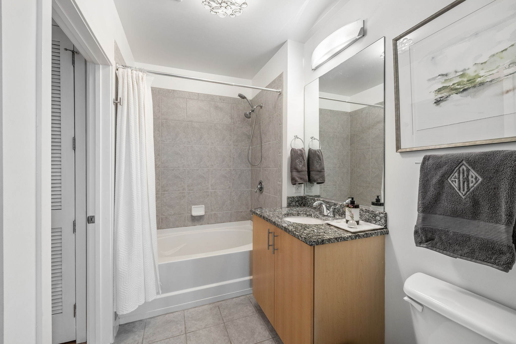 415 Church St Unit: 1604