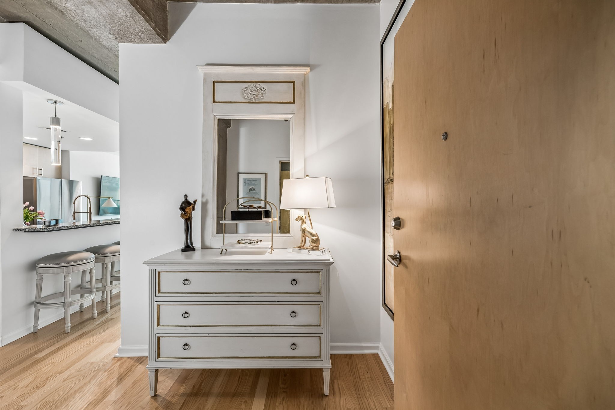 415 Church St Unit: 1604