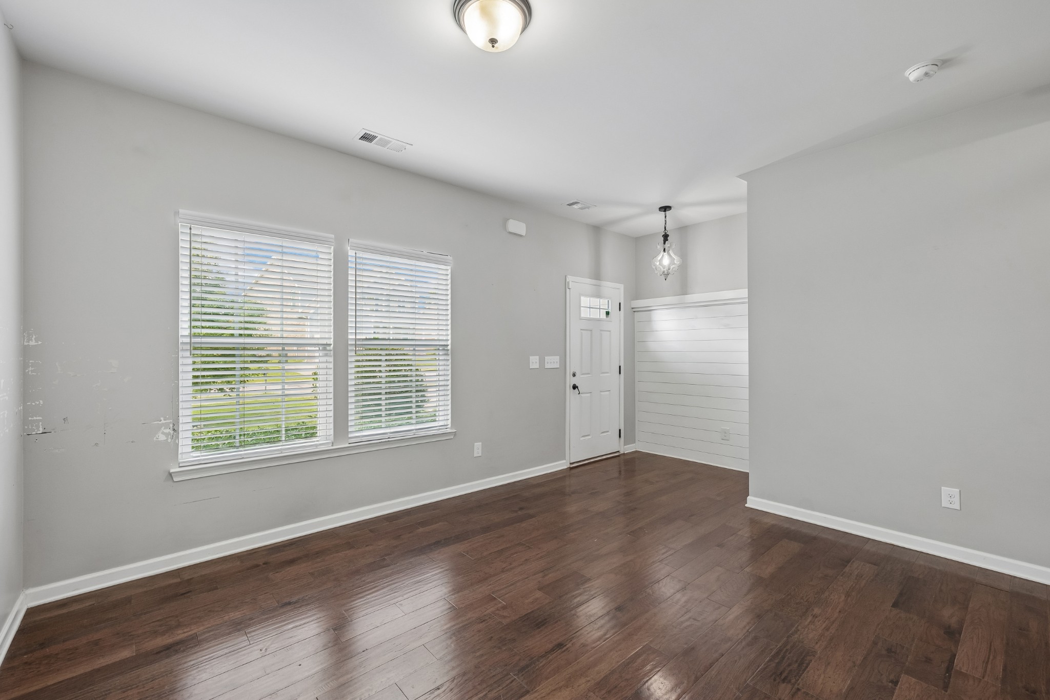 407 Goodman Dr