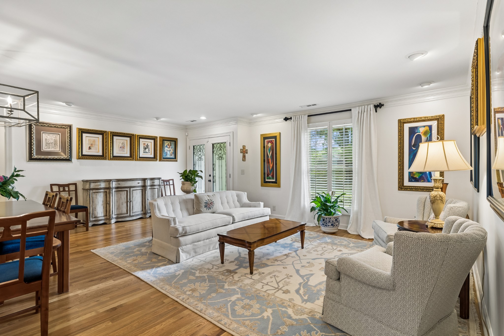 235 Boxwood Dr