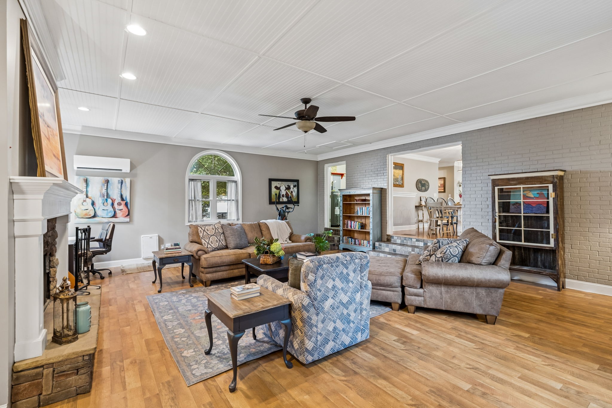 6353 Lampkins Bridge Rd