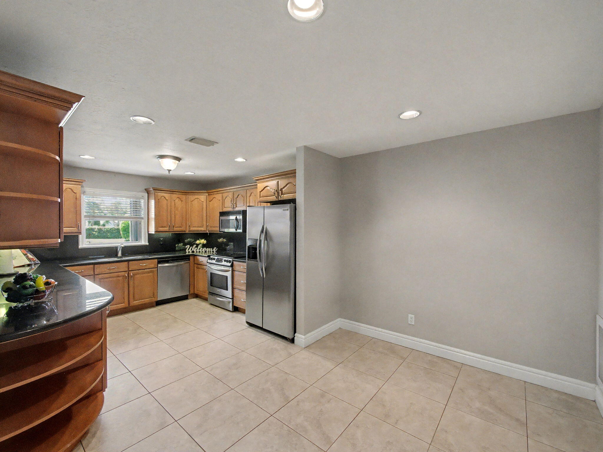 3308 SW Villa Place