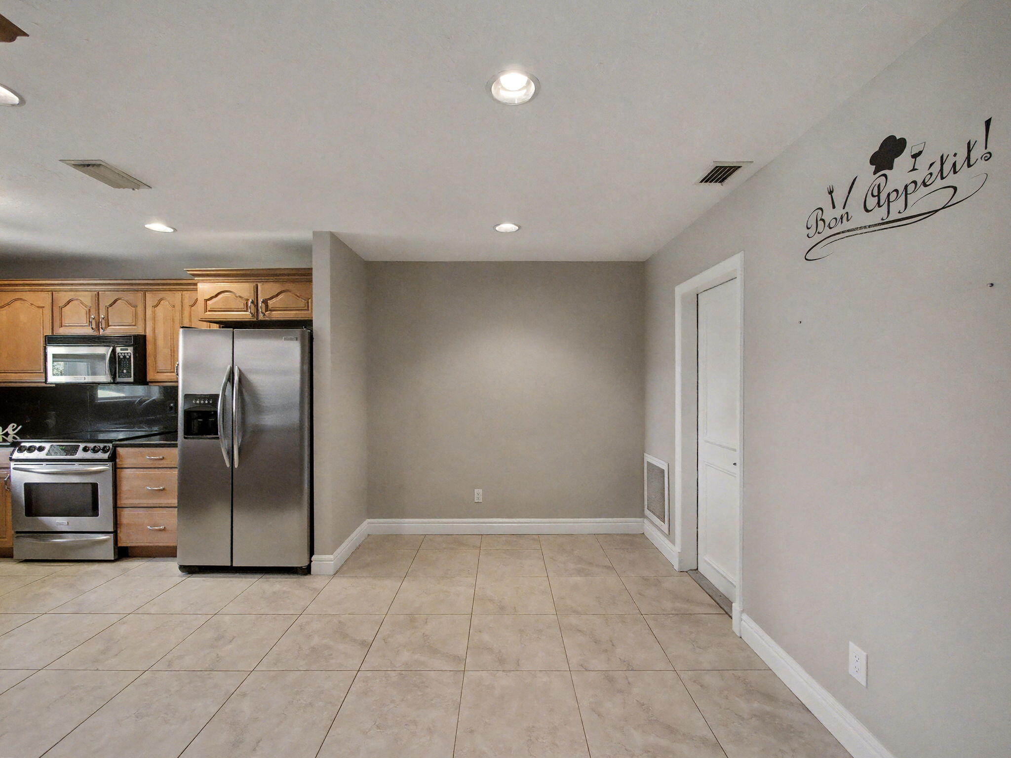3308 SW Villa Place