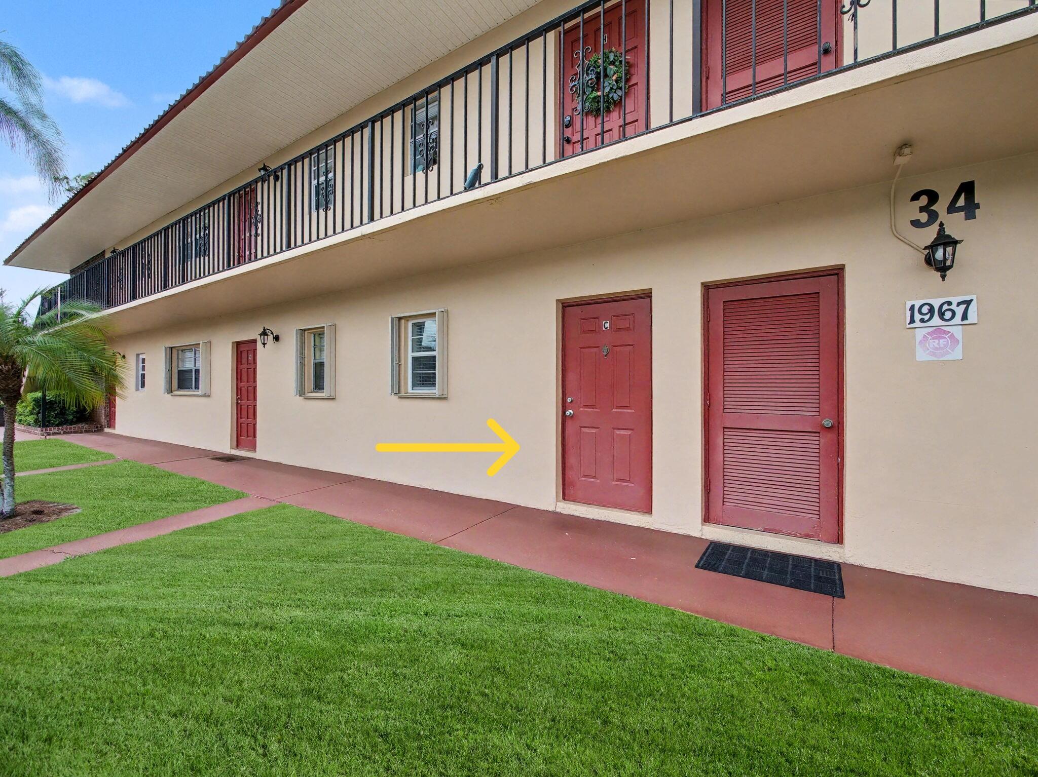 1967 SW Palm City Road 34c