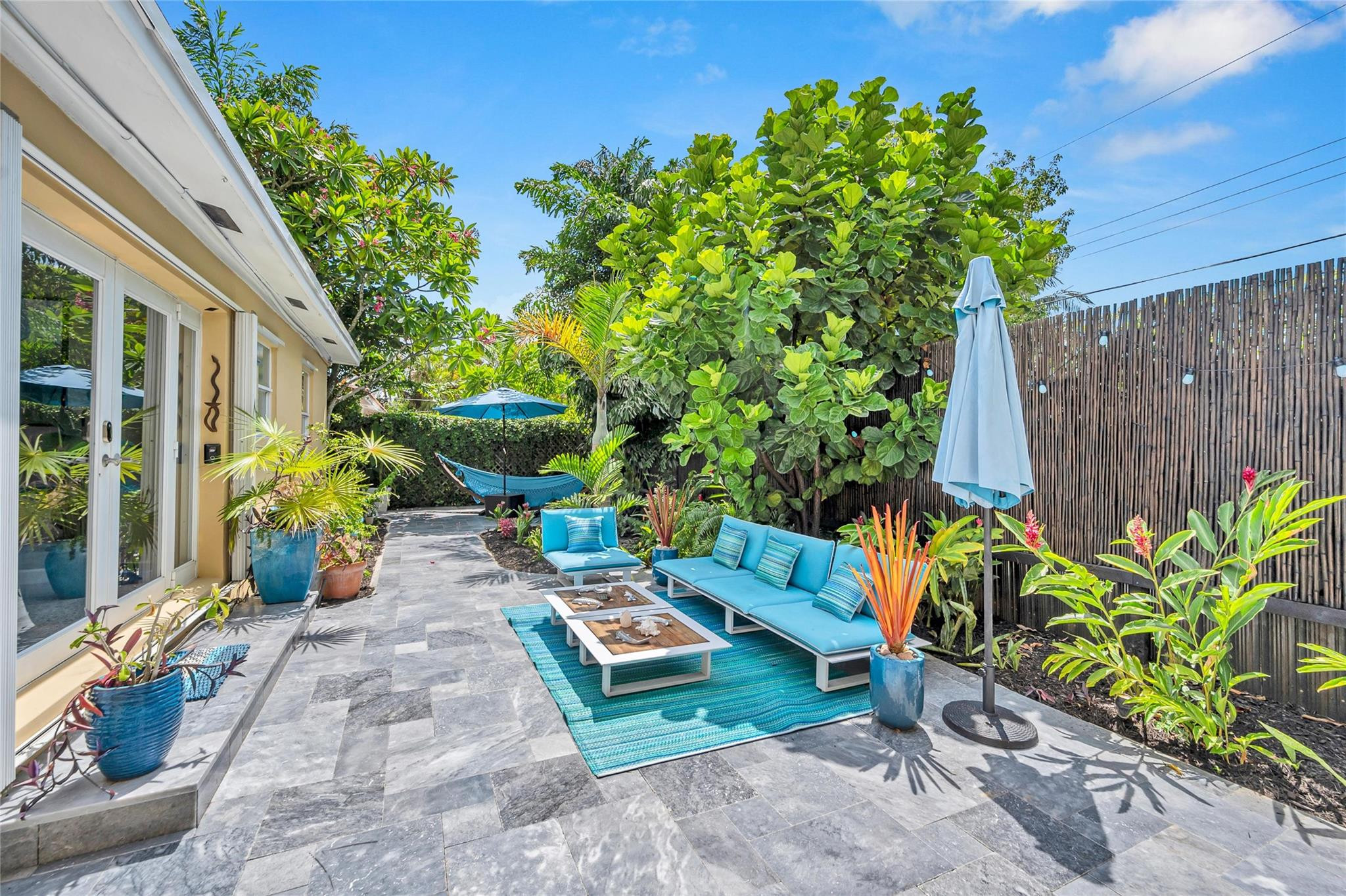 700 NE 15th Court
