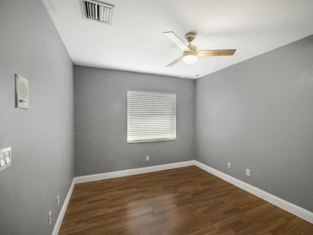 3093 SW Seaboard Avenue