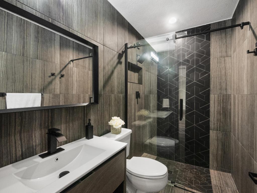 3093 SW Seaboard Avenue