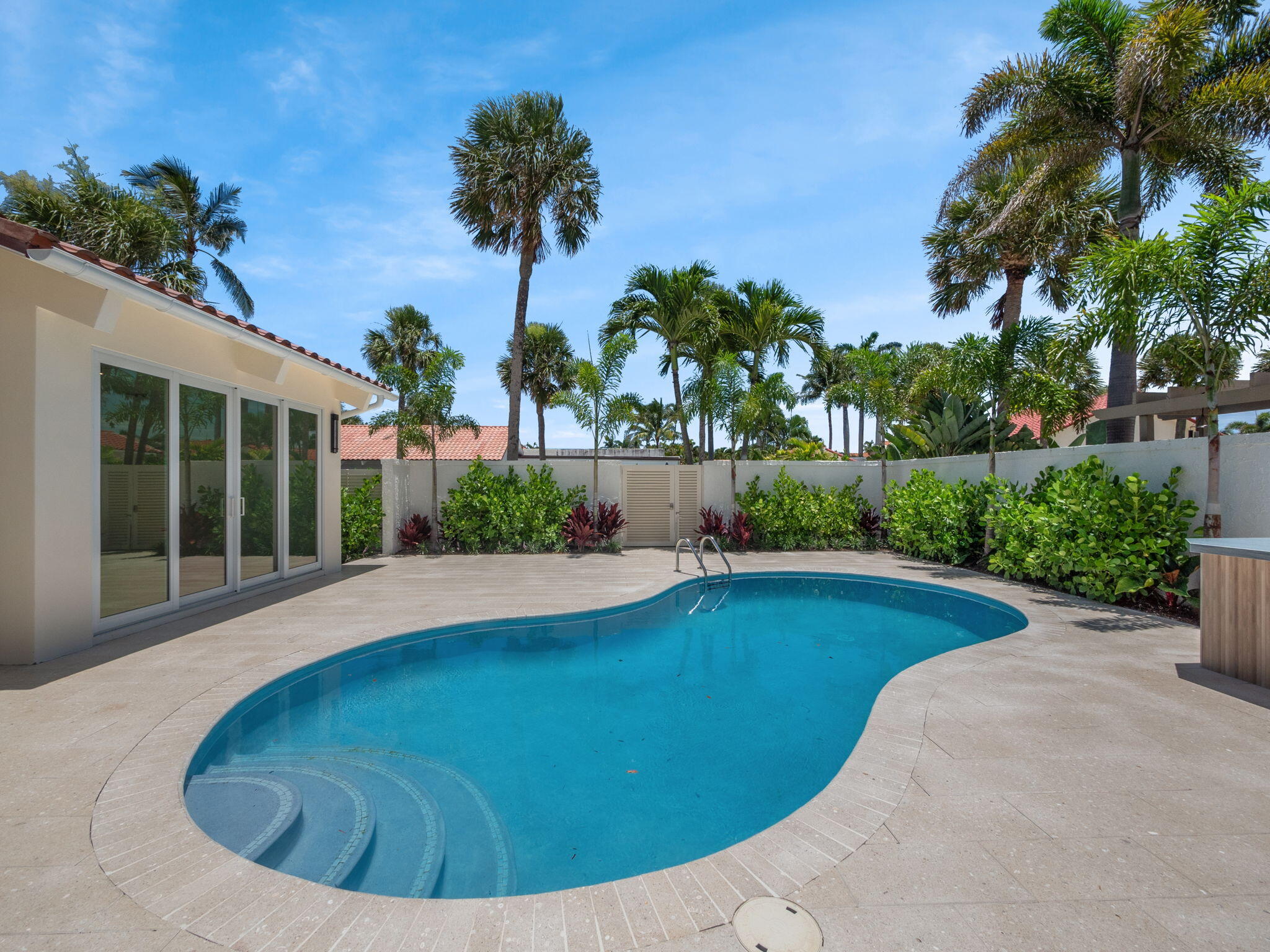 105 W Bonefish Circle