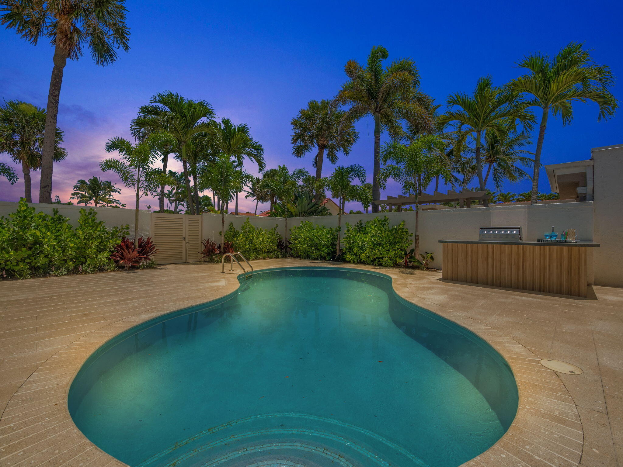 105 W Bonefish Circle