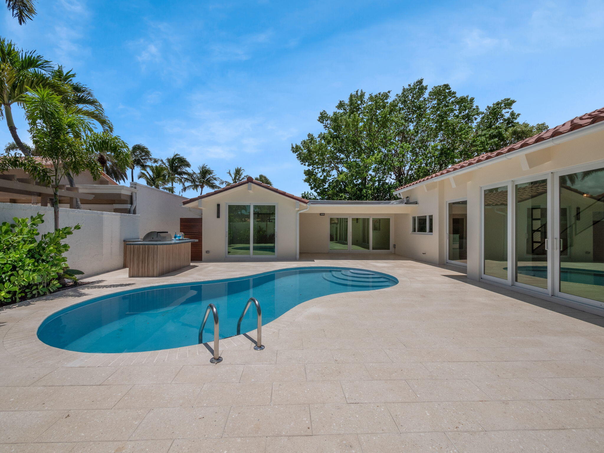 105 W Bonefish Circle