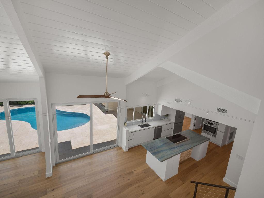 105 W Bonefish Circle