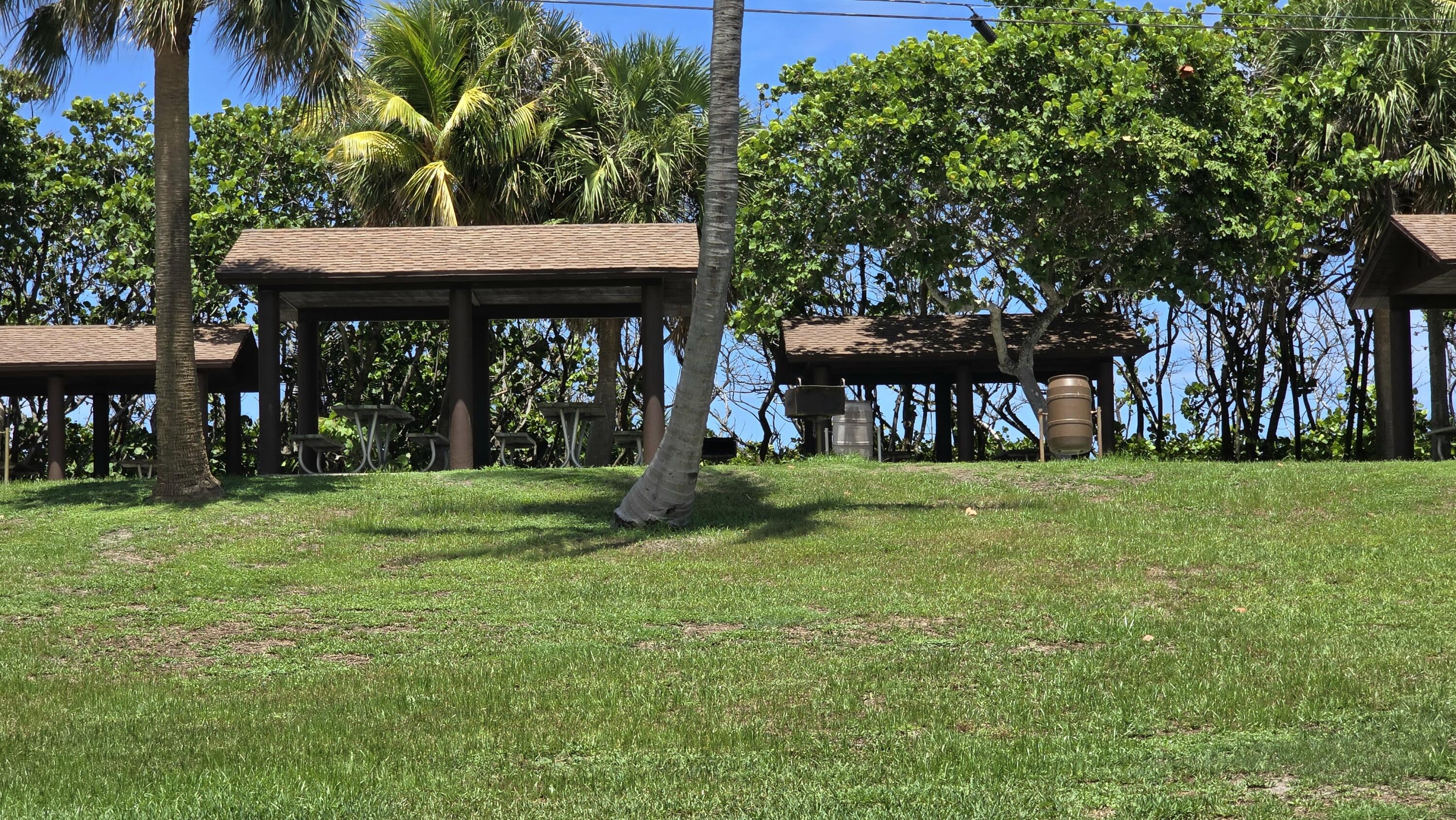 105 W Bonefish Circle