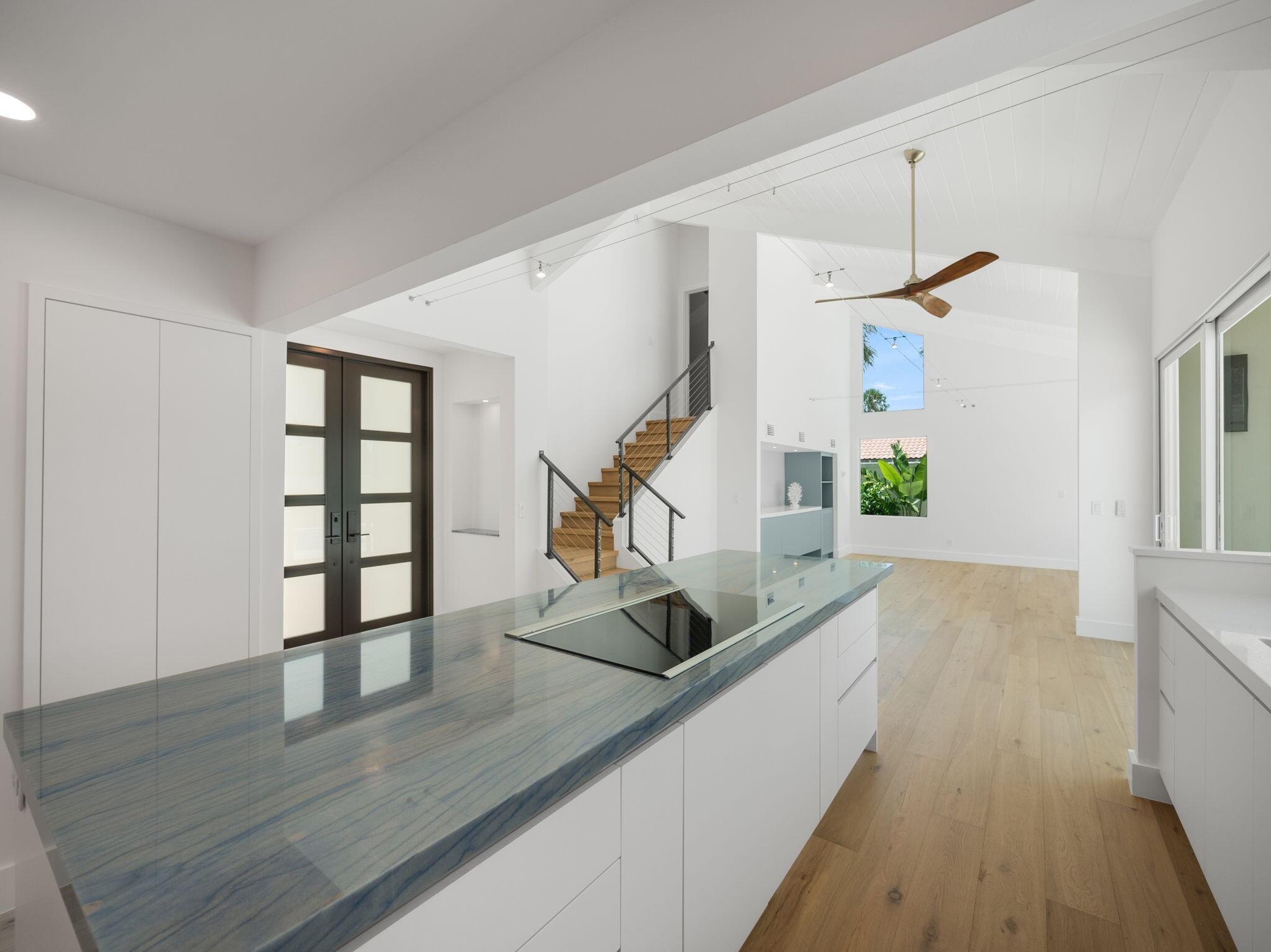 105 W Bonefish Circle