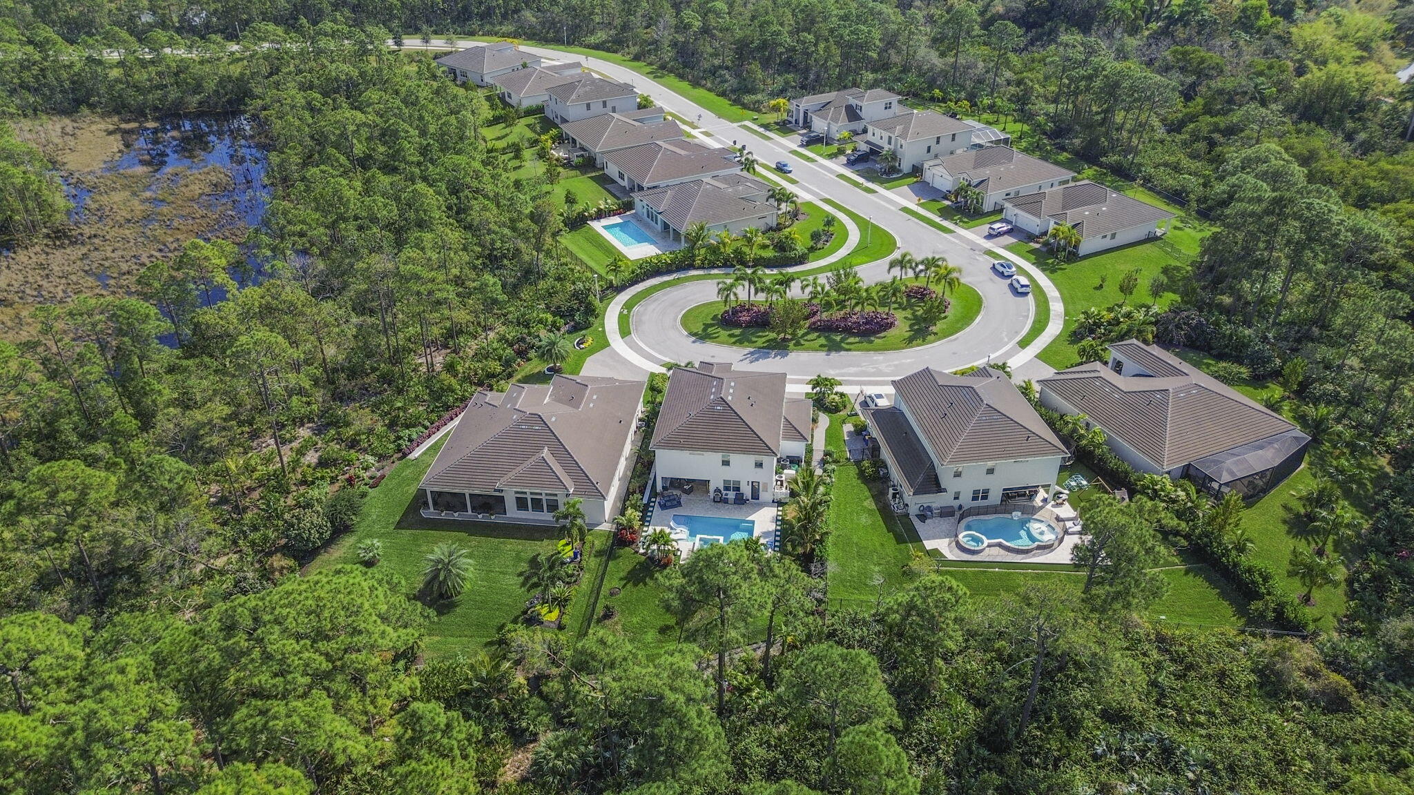 708 SW Riverwatch Place