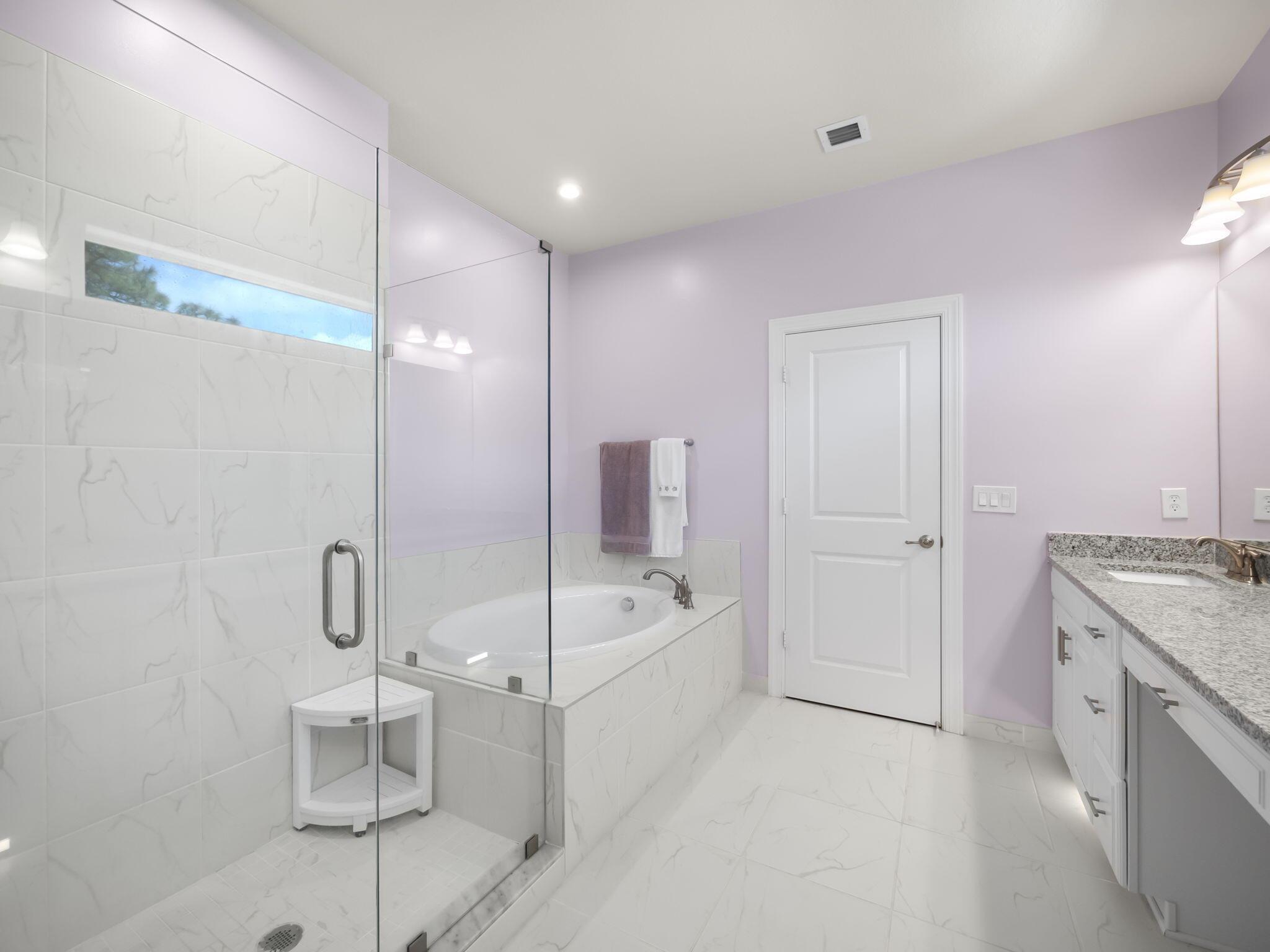 708 SW Riverwatch Place