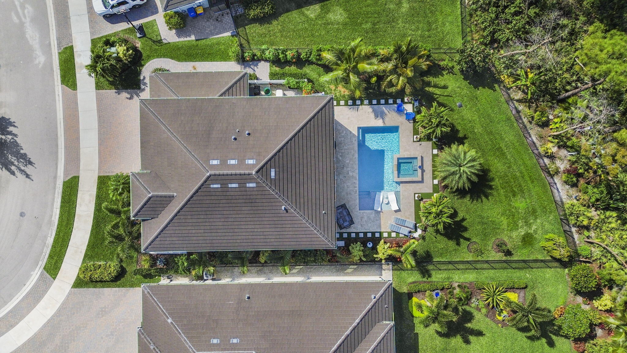 708 SW Riverwatch Place