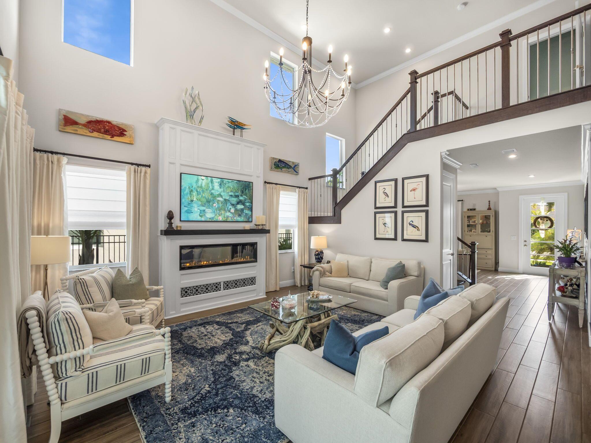 708 SW Riverwatch Place