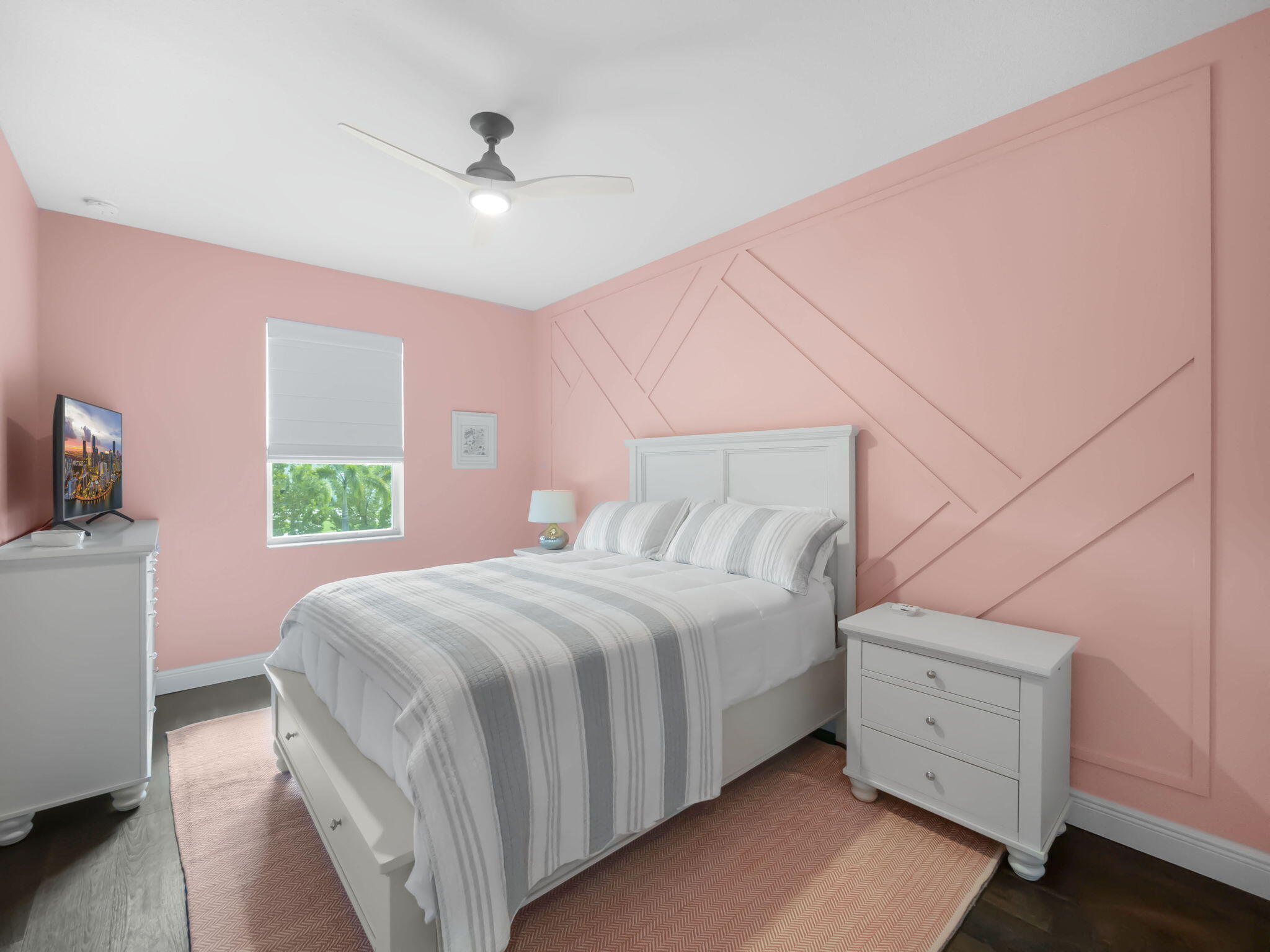 708 SW Riverwatch Place