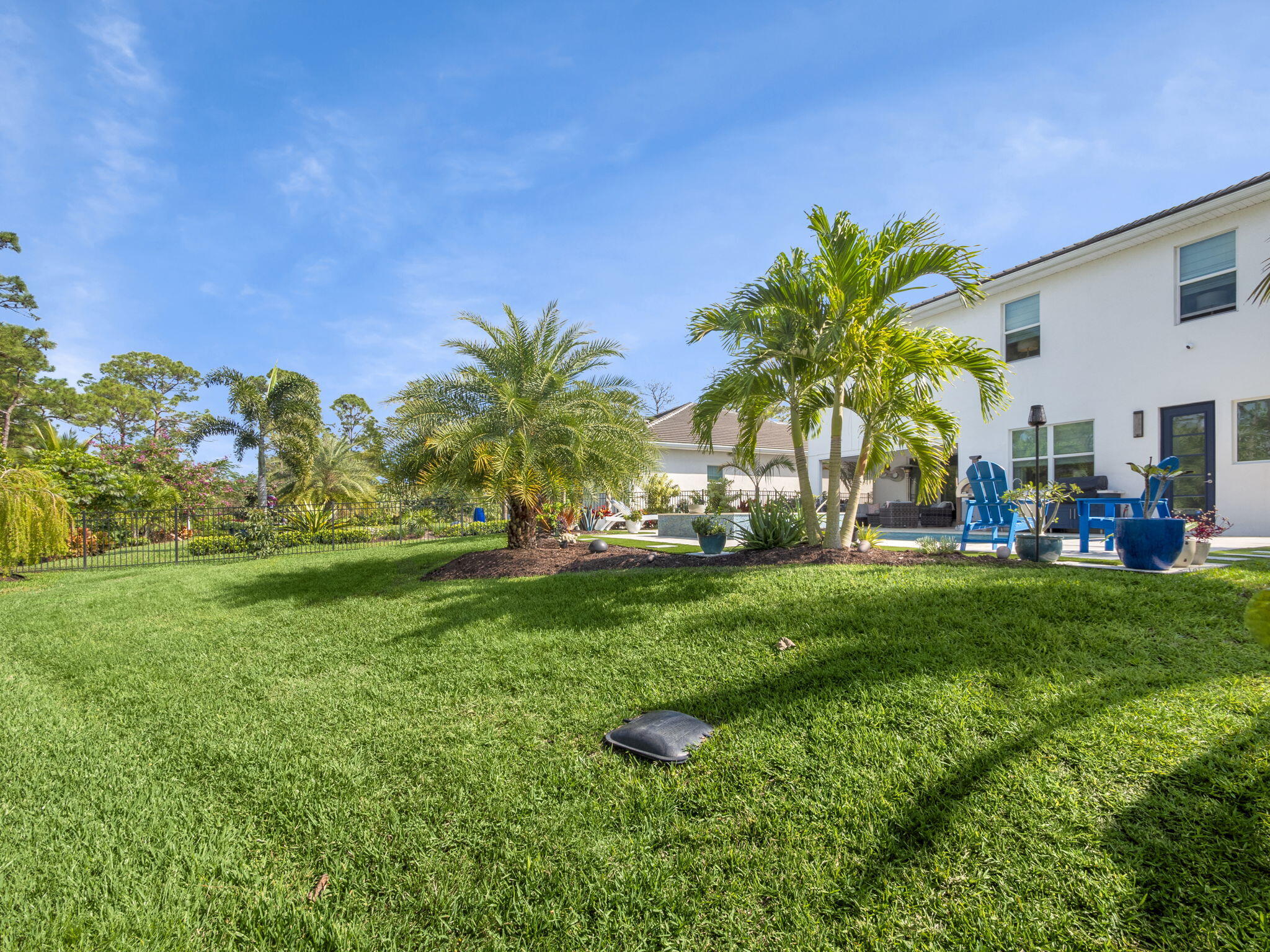 708 SW Riverwatch Place