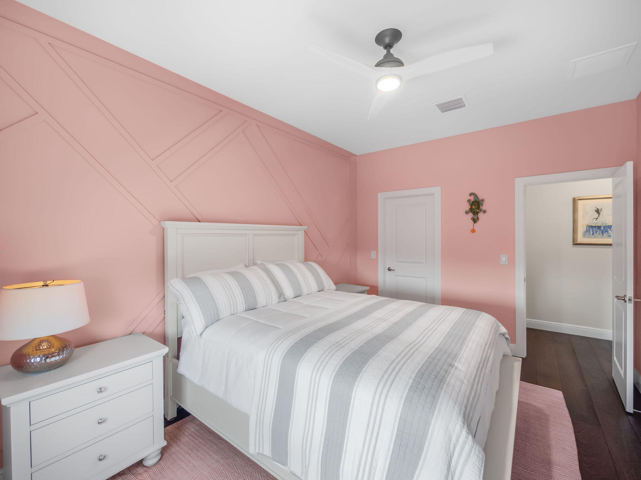 708 SW Riverwatch Place