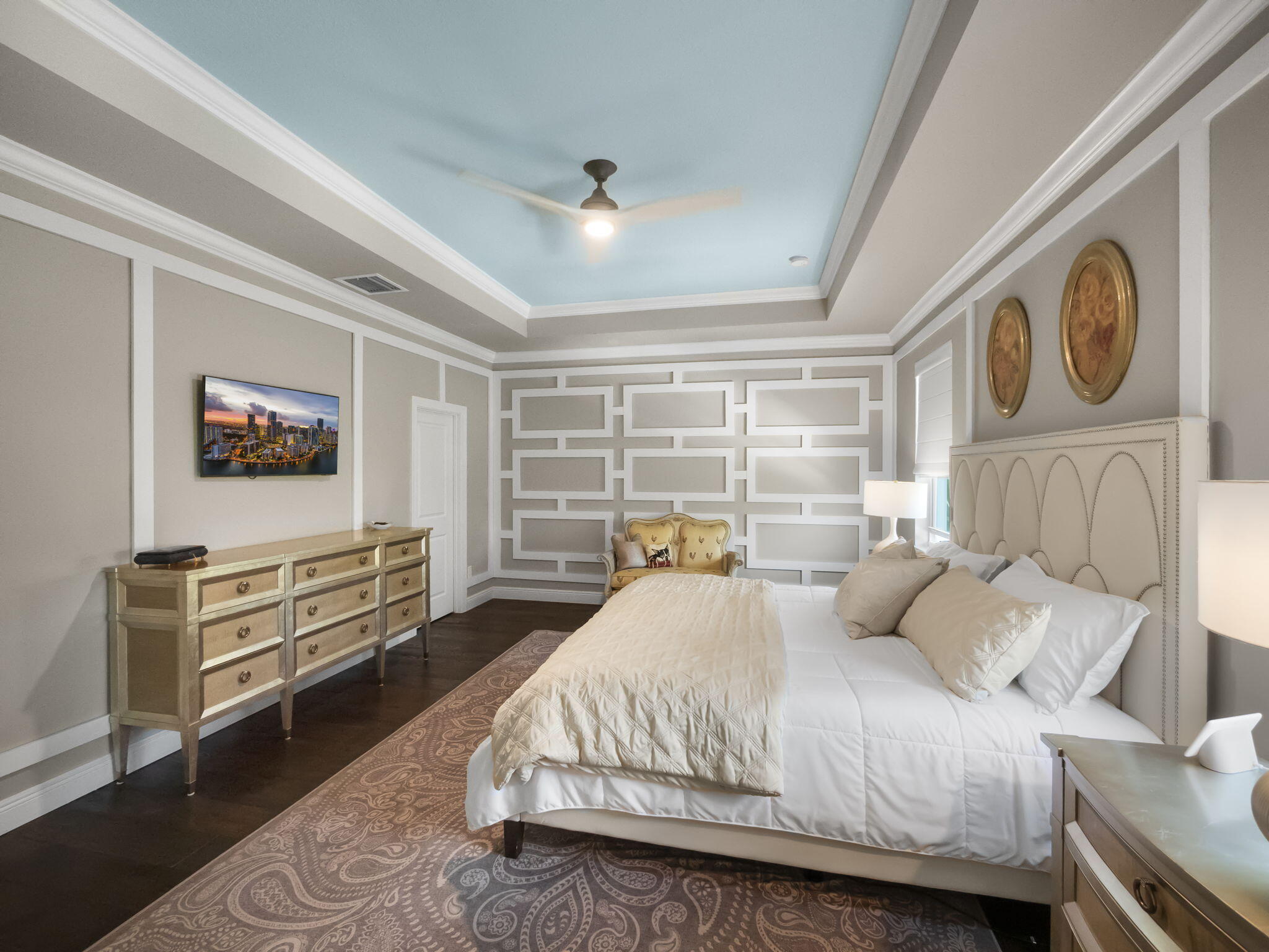 708 SW Riverwatch Place