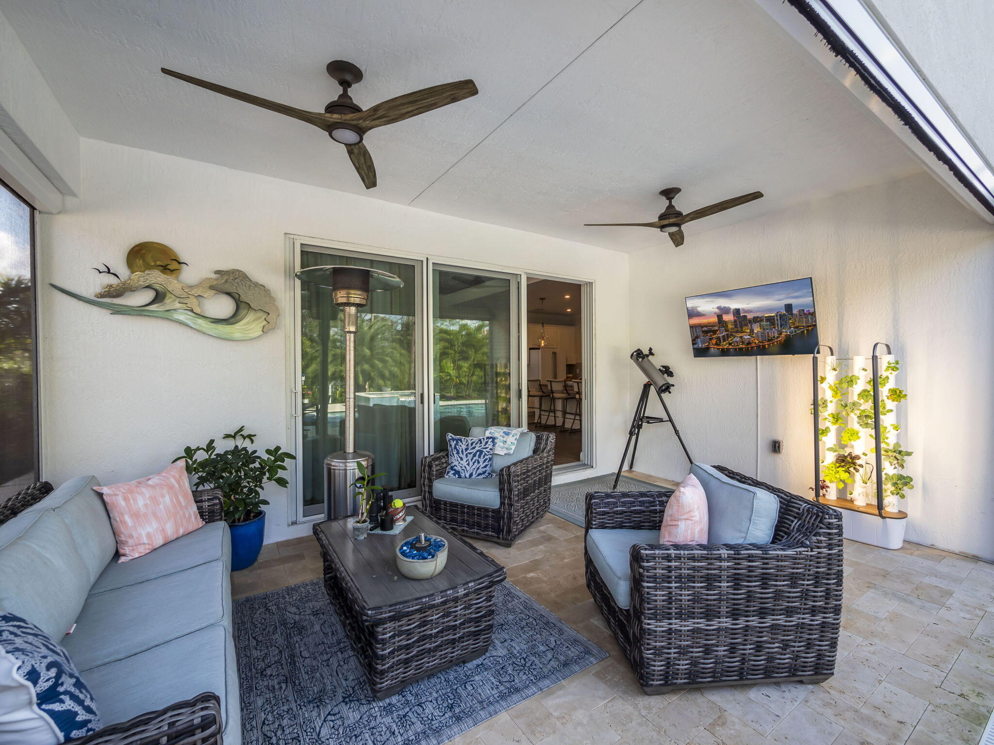 708 SW Riverwatch Place