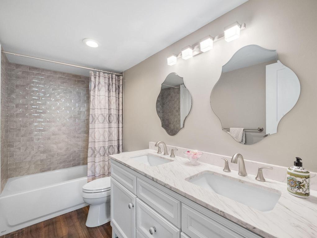 336 Golfview Road 406, North Palm Beach Unit: 406