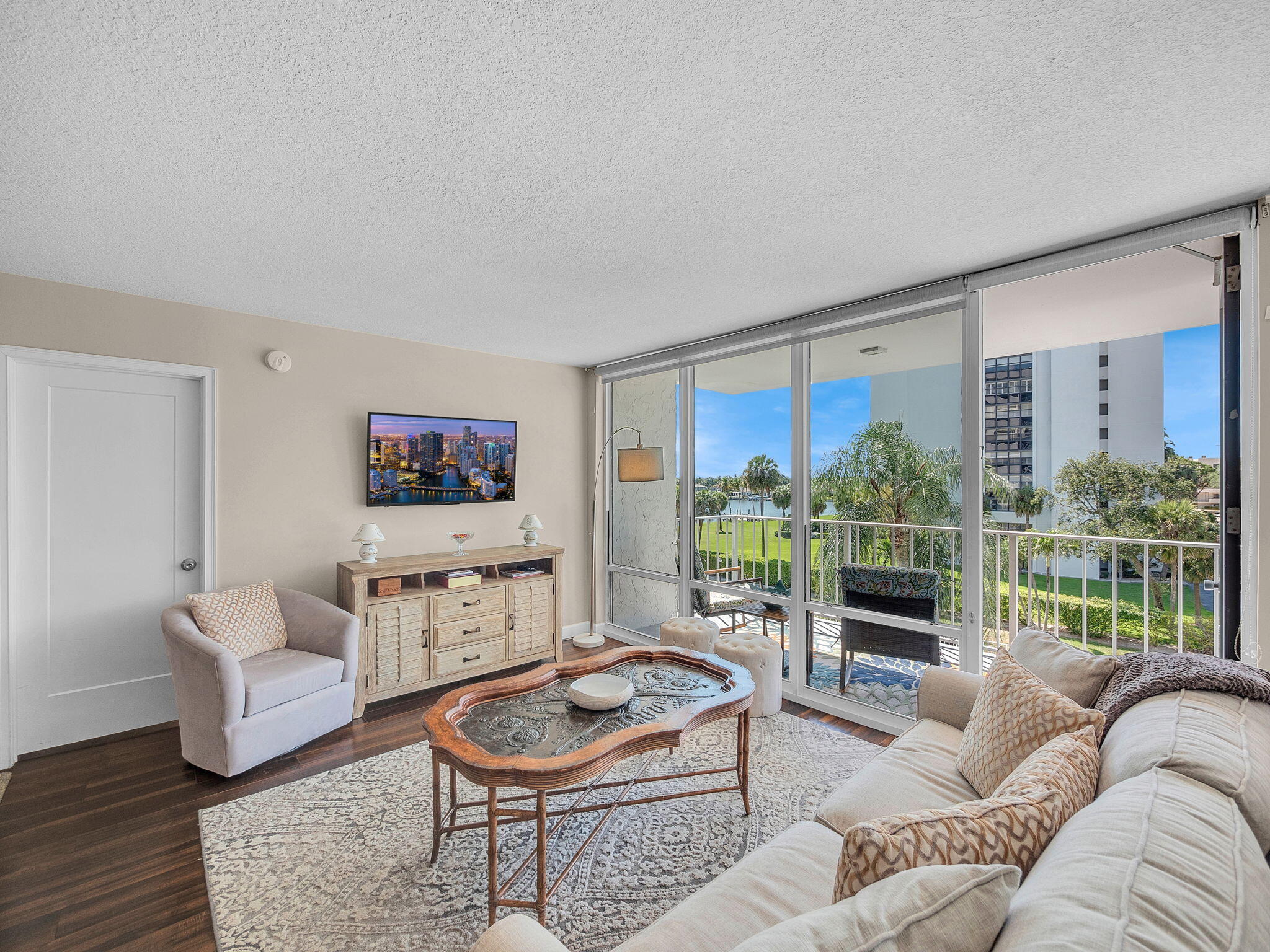 336 Golfview Road 406, North Palm Beach Unit: 406
