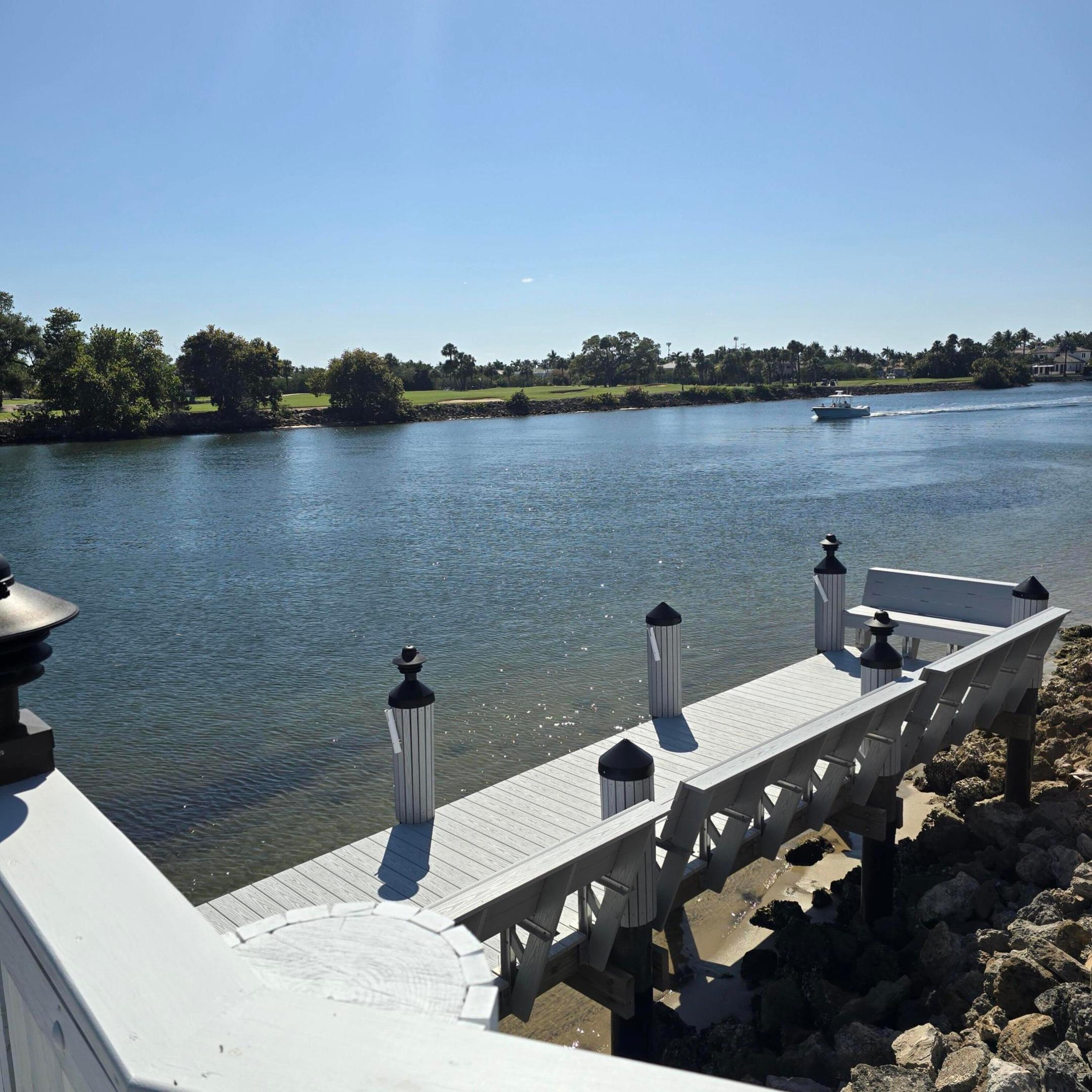 336 Golfview Road 406, North Palm Beach Unit: 406