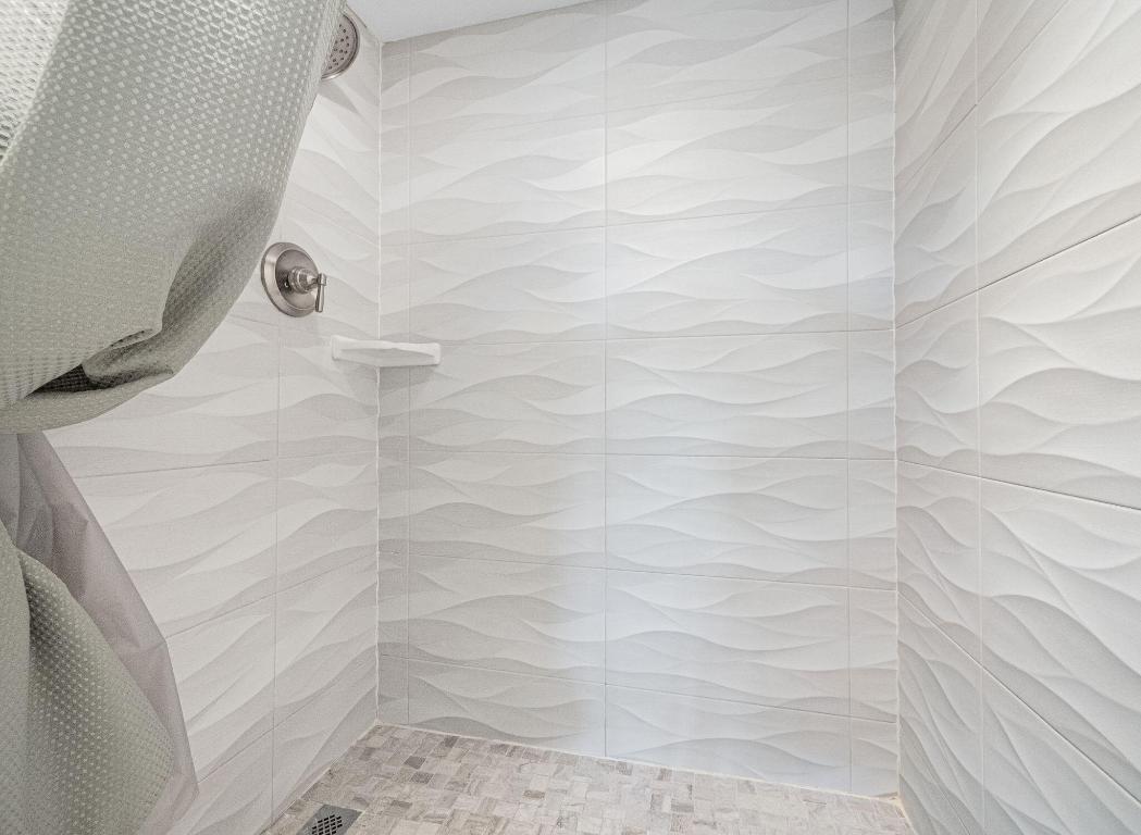 336 Golfview Road 406, North Palm Beach Unit: 406