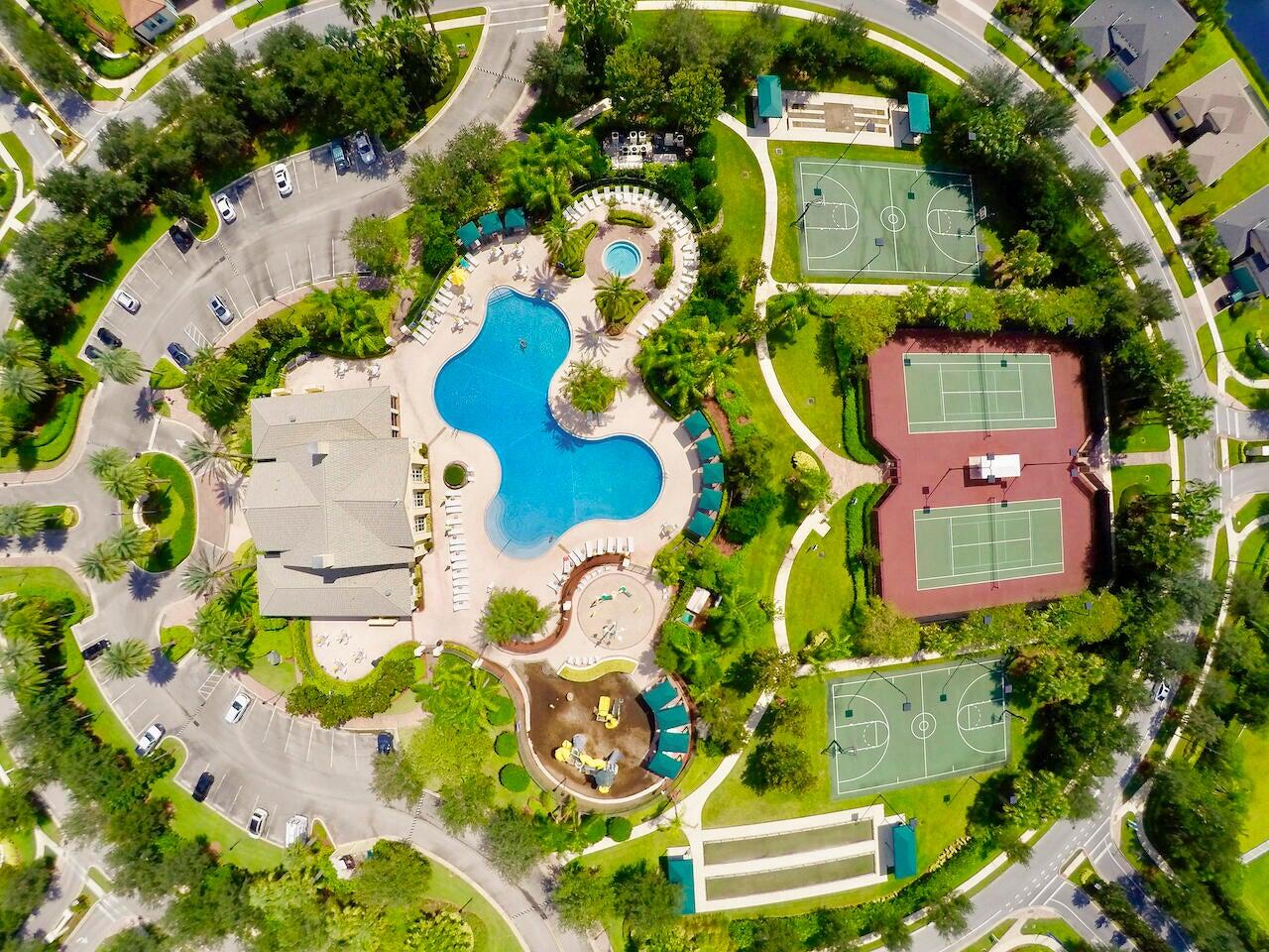 12495 SW Sunrise Lake Terrace