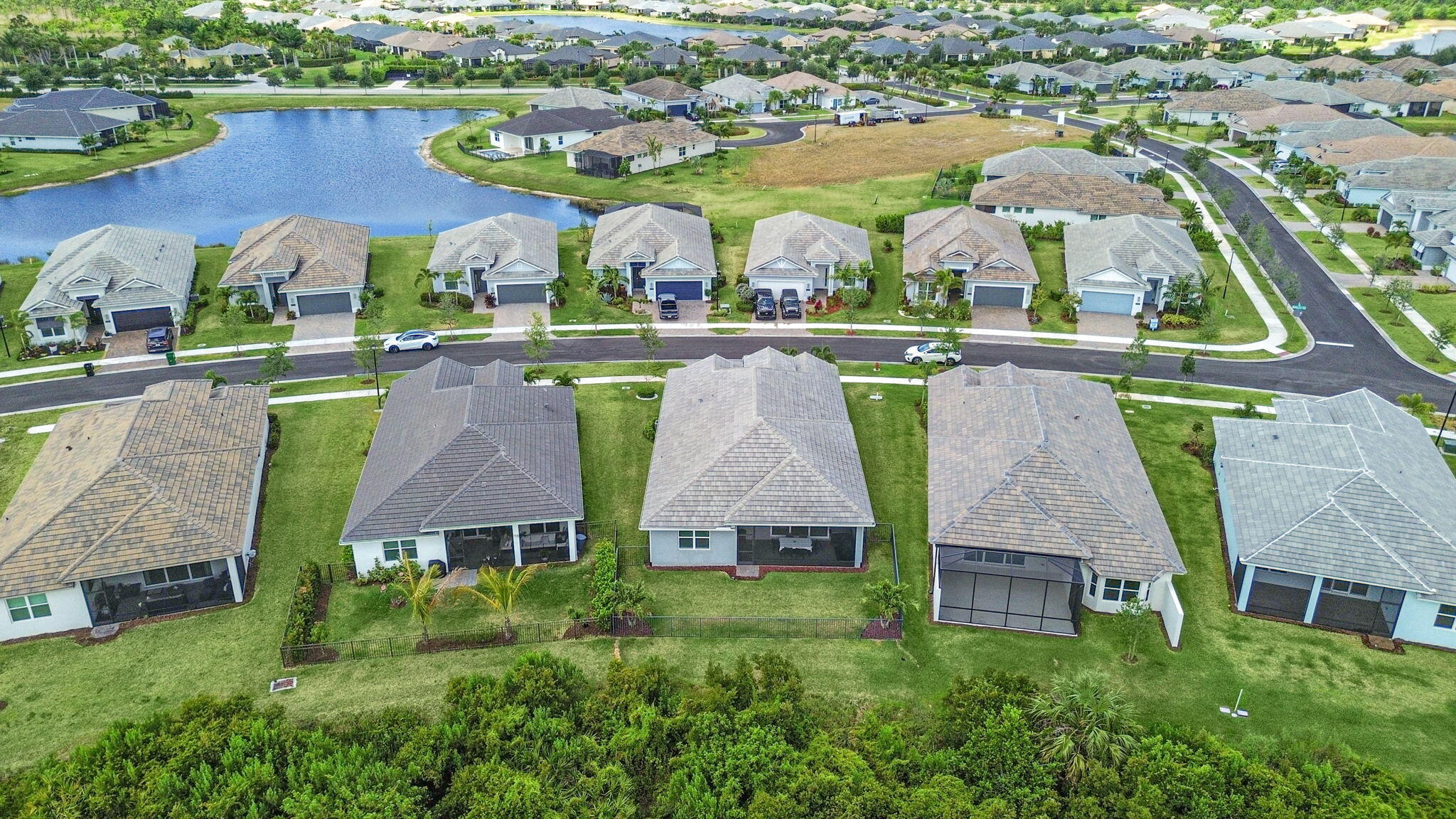 12495 SW Sunrise Lake Terrace