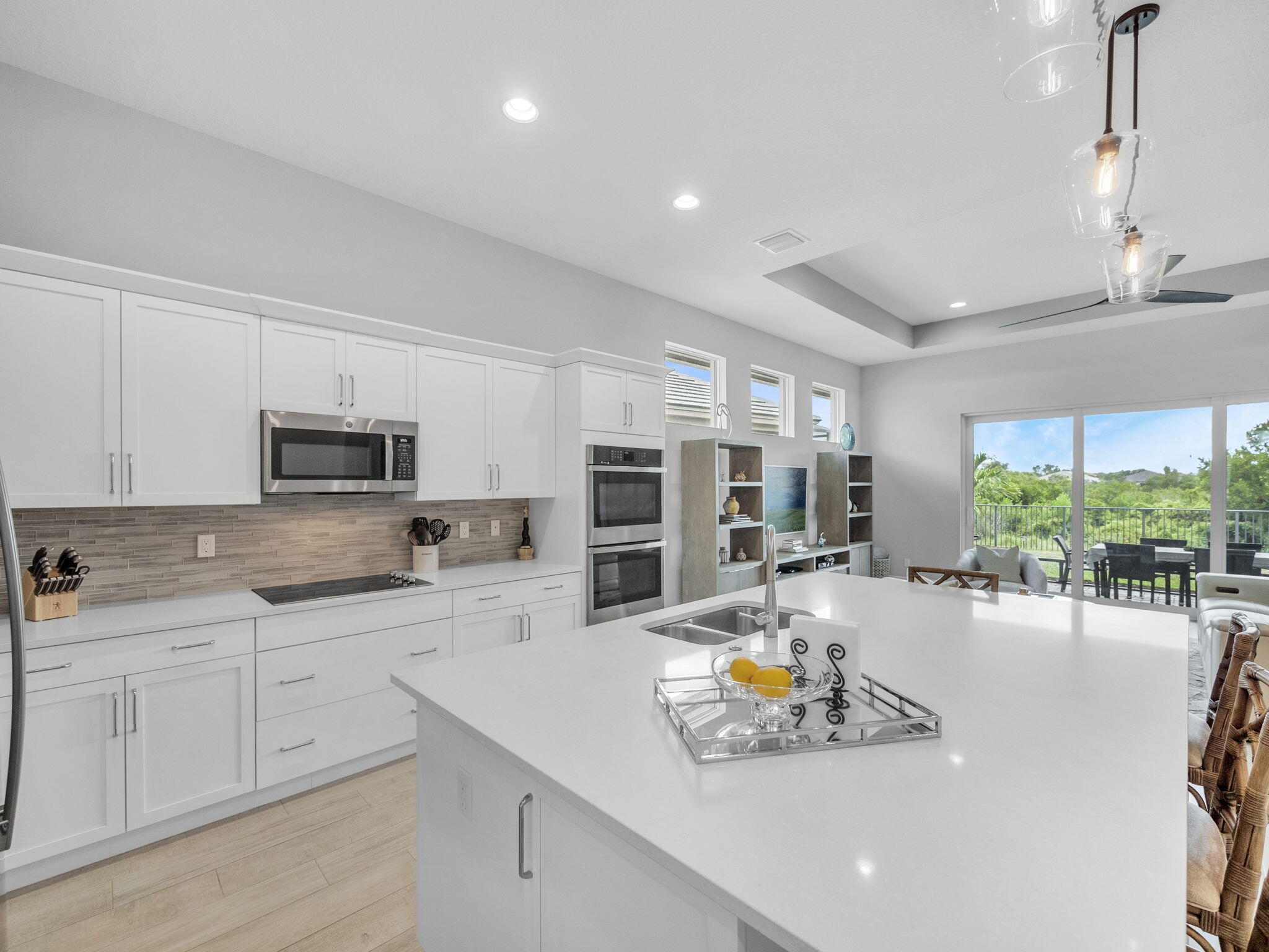 12495 SW Sunrise Lake Terrace